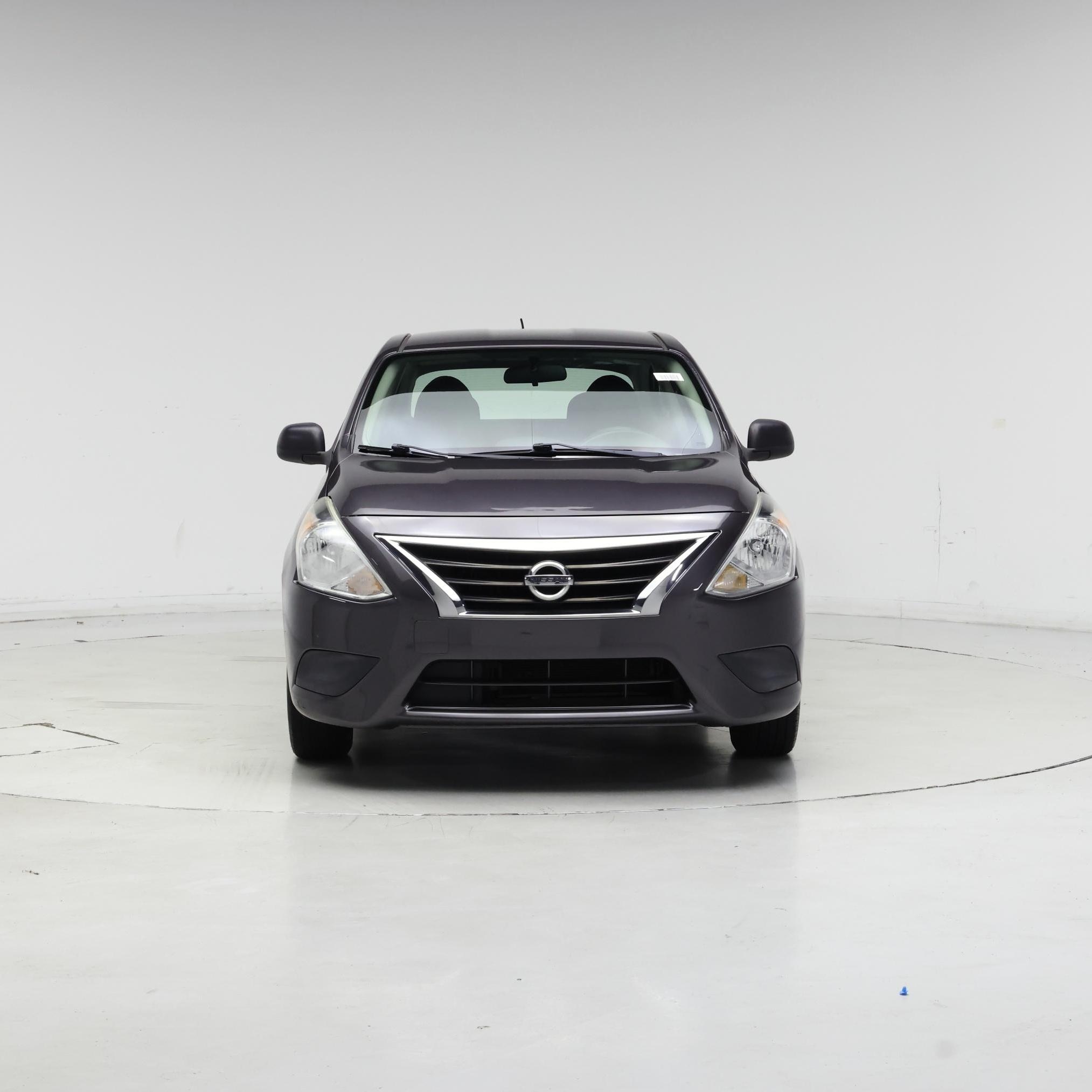 Thumbnail: 2015 Nissan Versa - 5