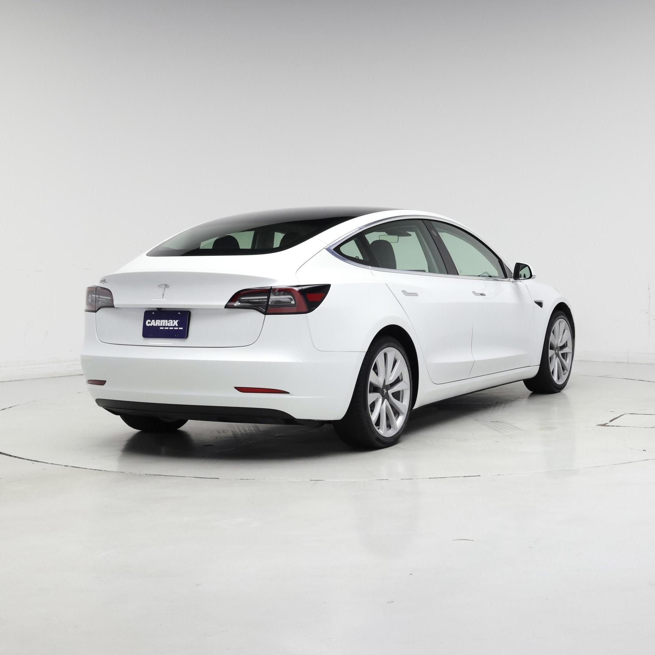 Thumbnail: 2020 Tesla Model 3 - 8