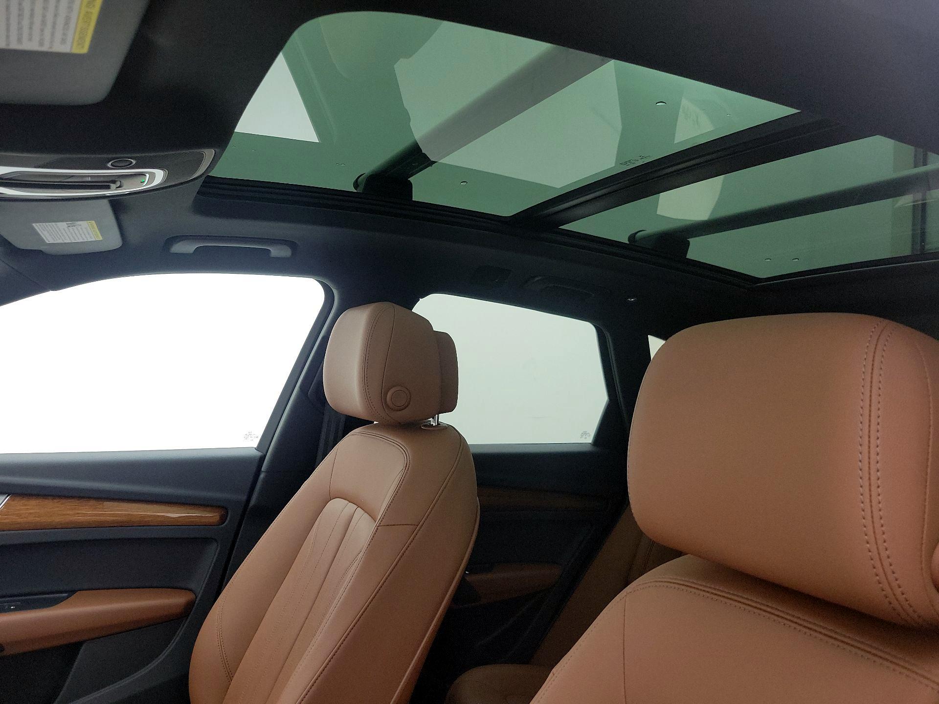 Thumbnail: 2022 Audi Q5 - 19
