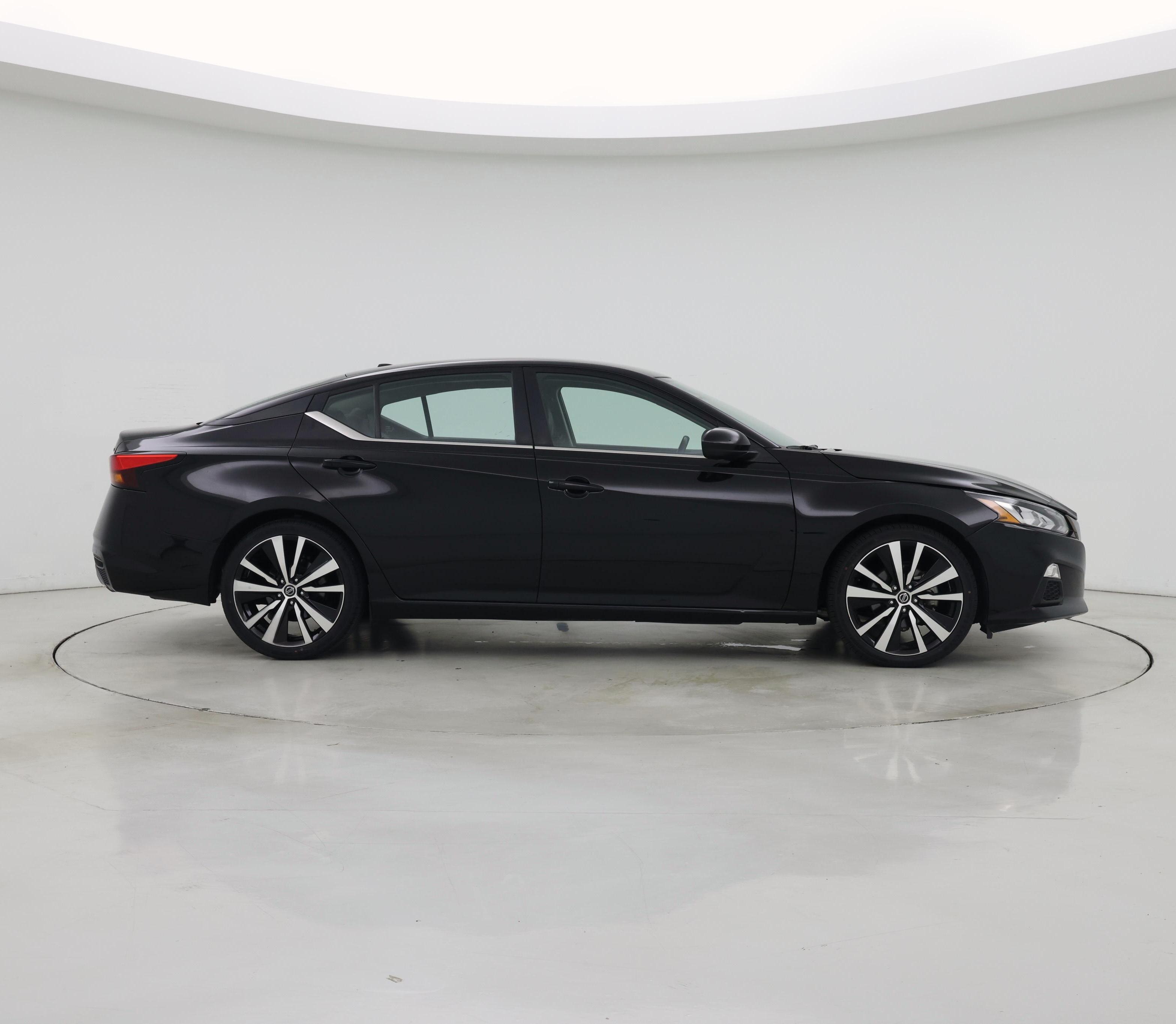 Thumbnail: 2022 Nissan Altima - 7