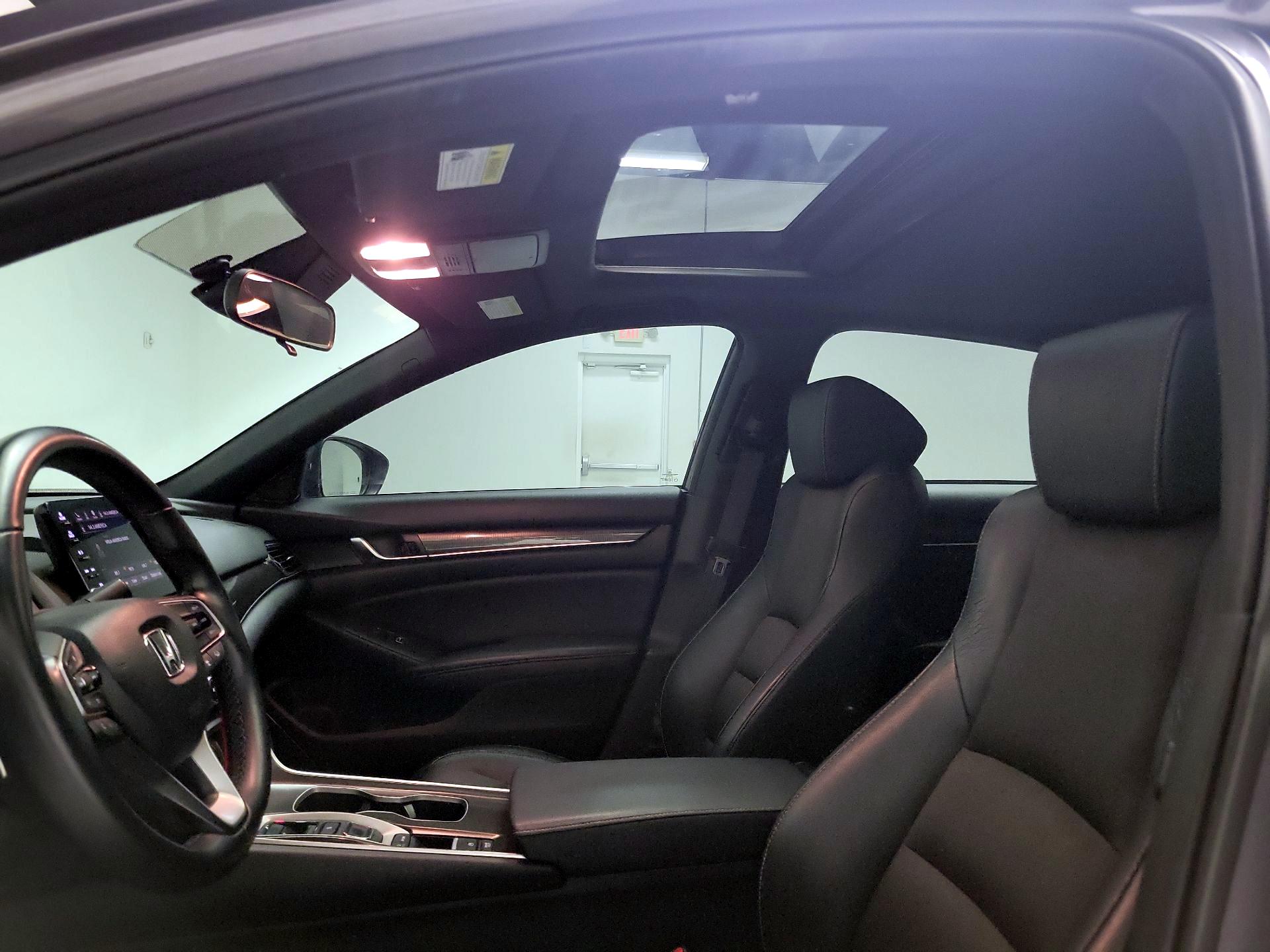 Thumbnail: 2018 Honda Accord - 19
