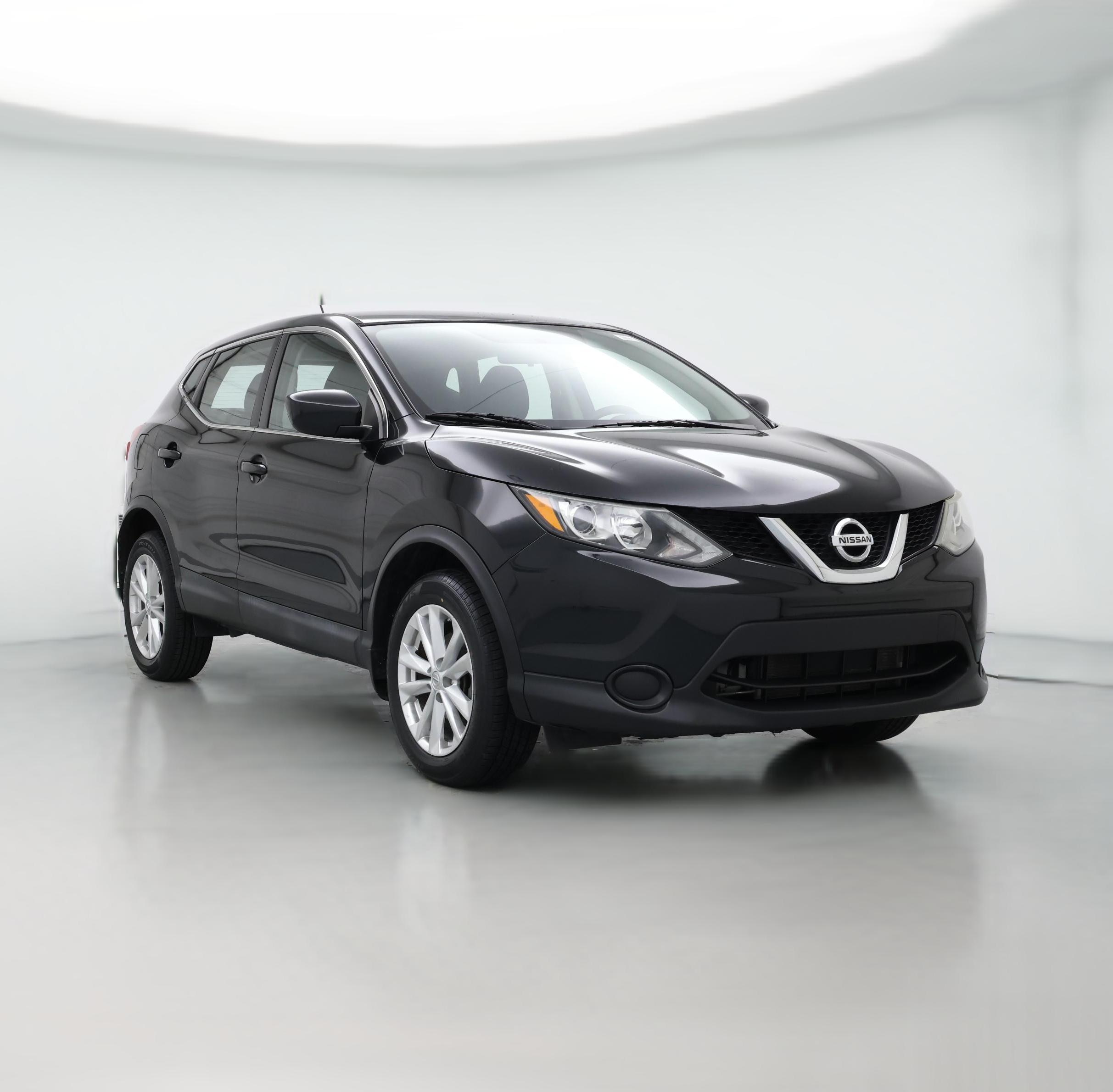 Thumbnail: 2017 Nissan Rogue Sport - 1