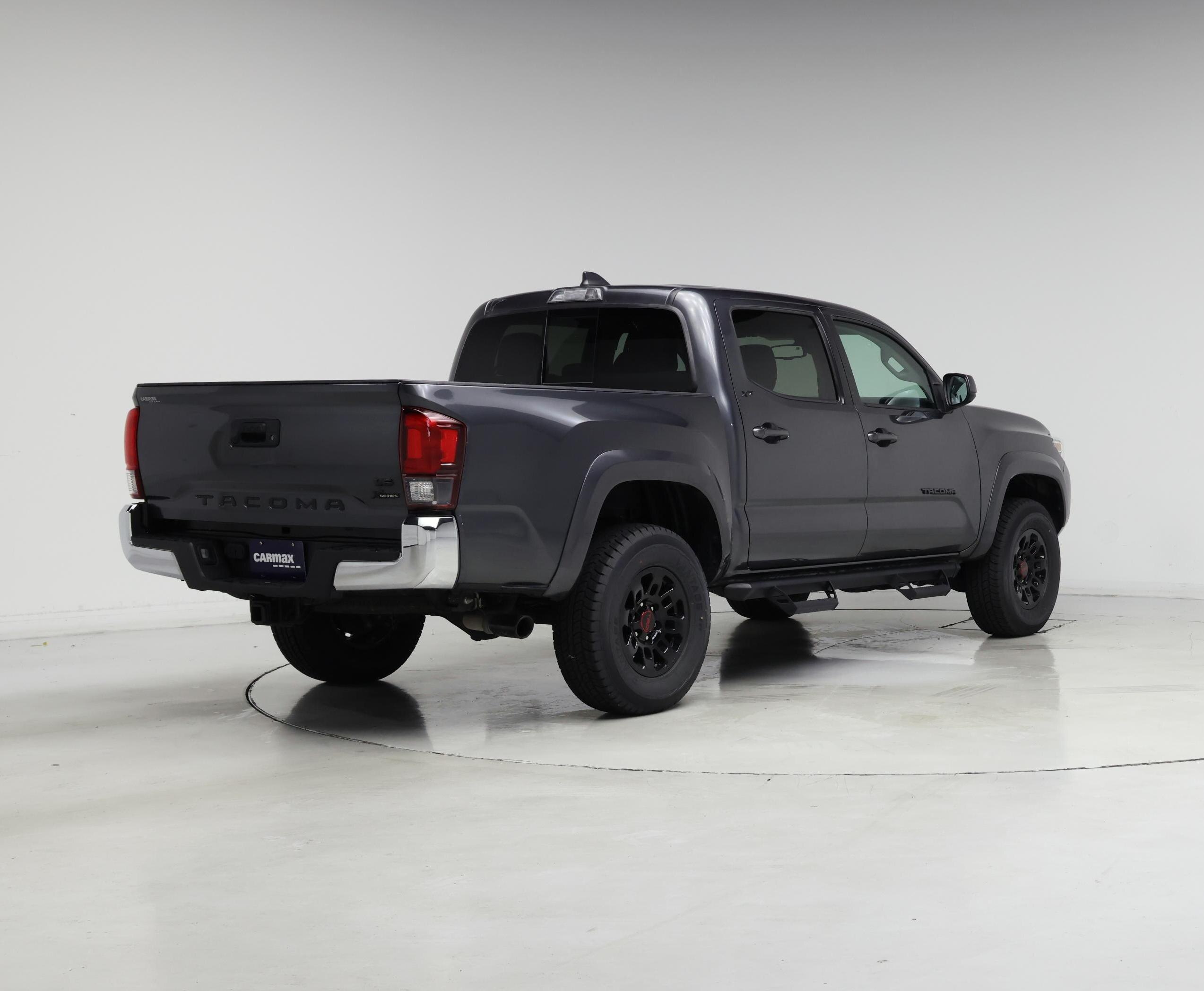 Thumbnail: 2021 Toyota Tacoma - 8