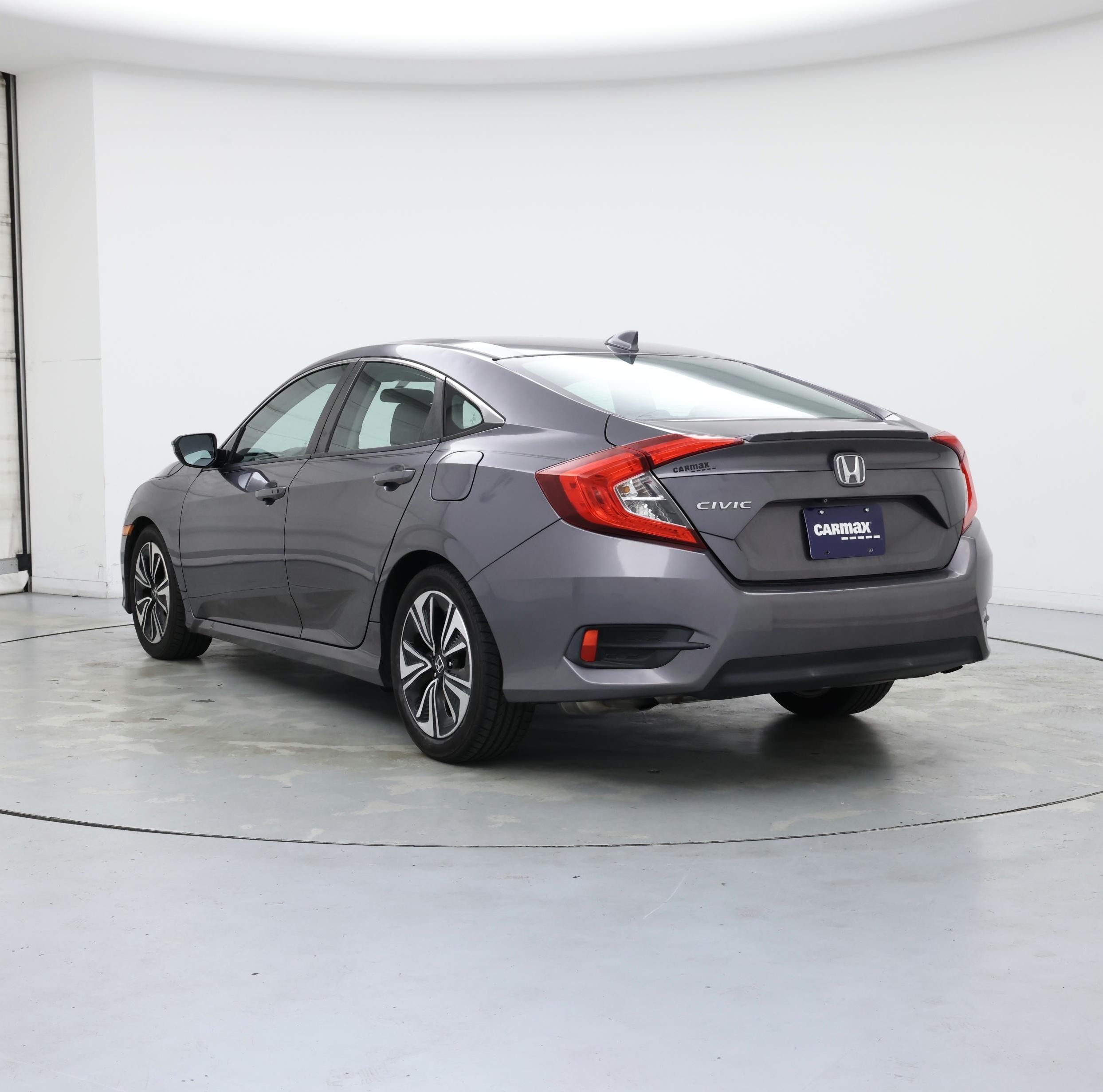 Thumbnail: 2016 Honda Civic - 2