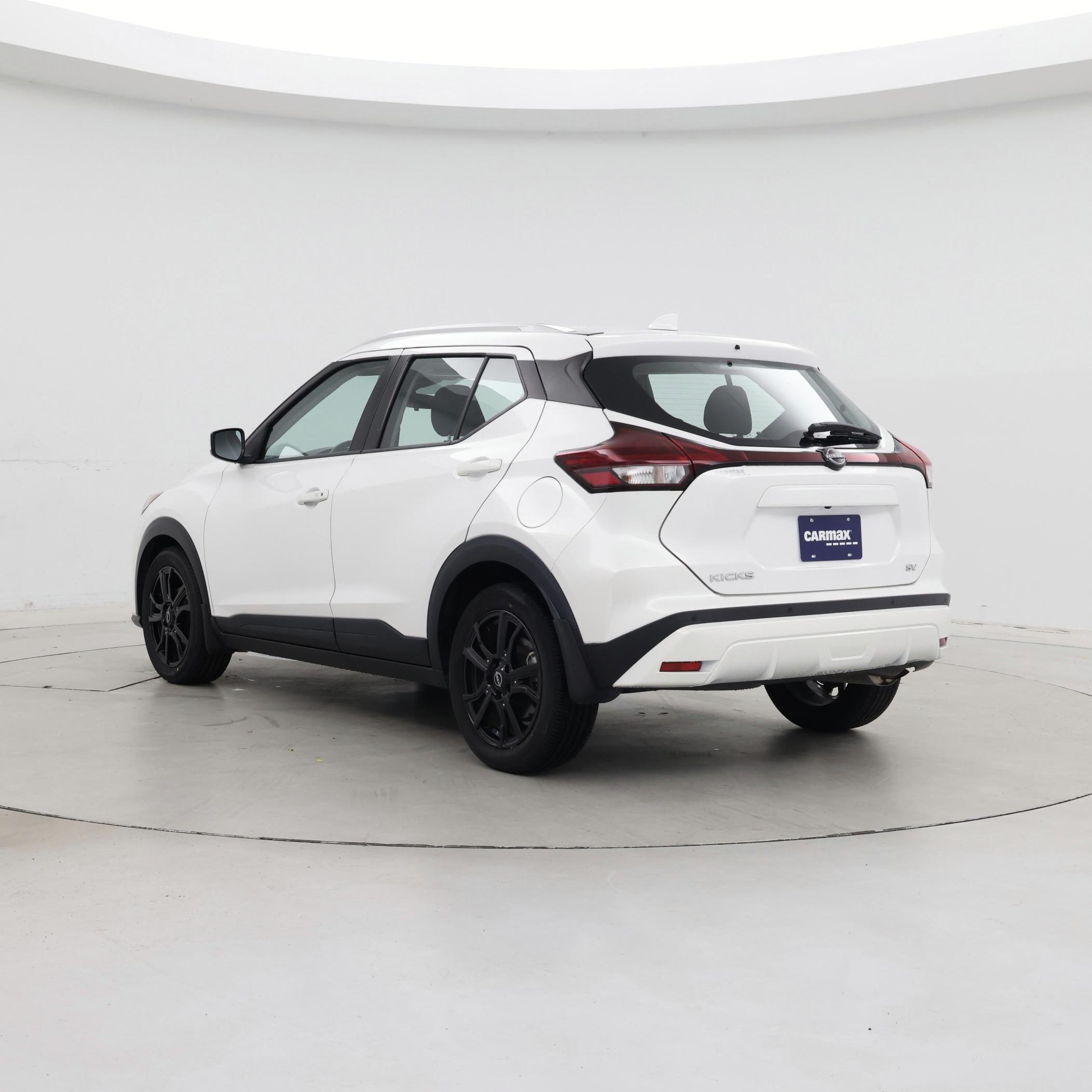 Thumbnail: 2022 Nissan Kicks - 2