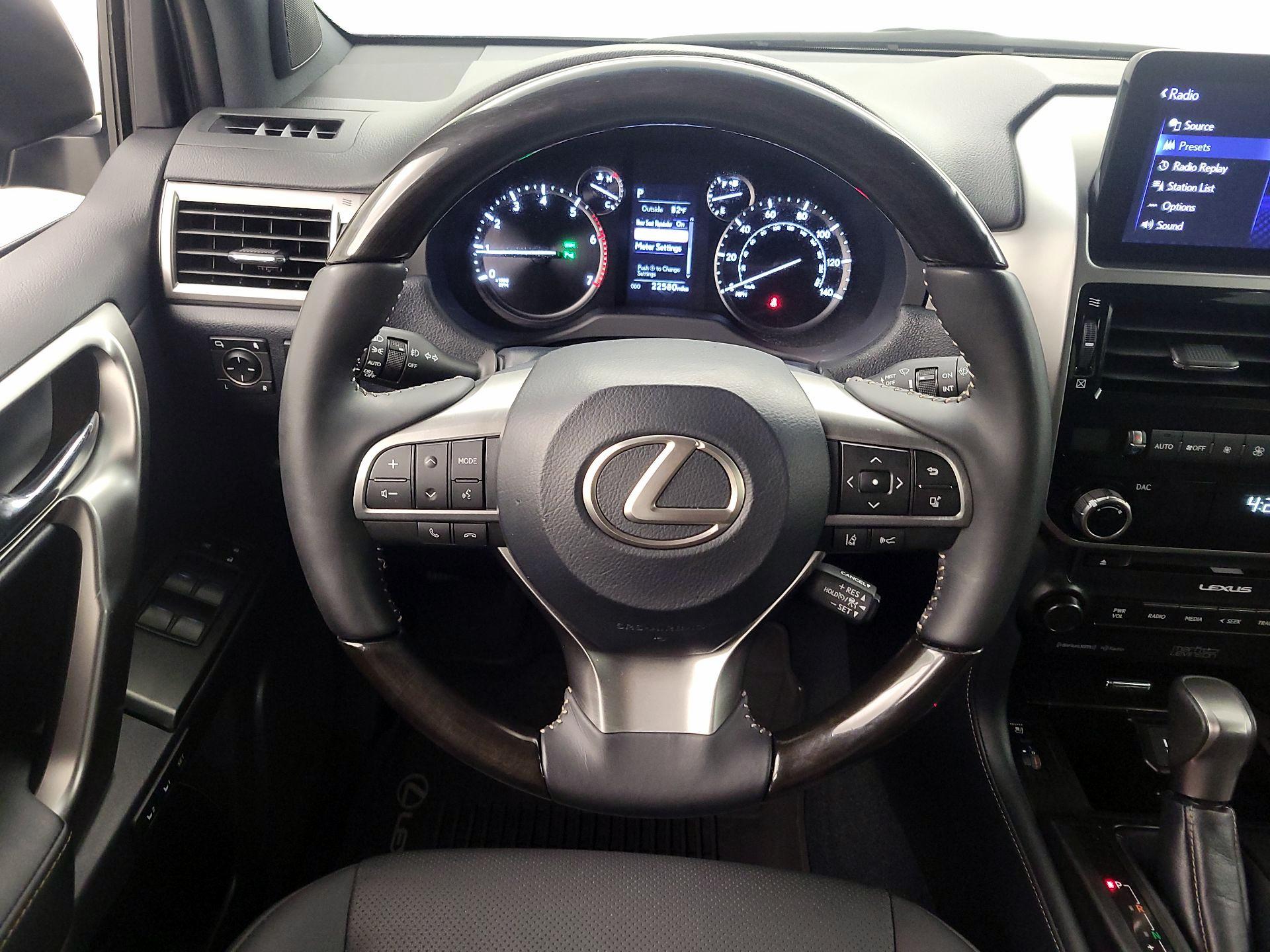 Thumbnail: 2023 Lexus GX - 10