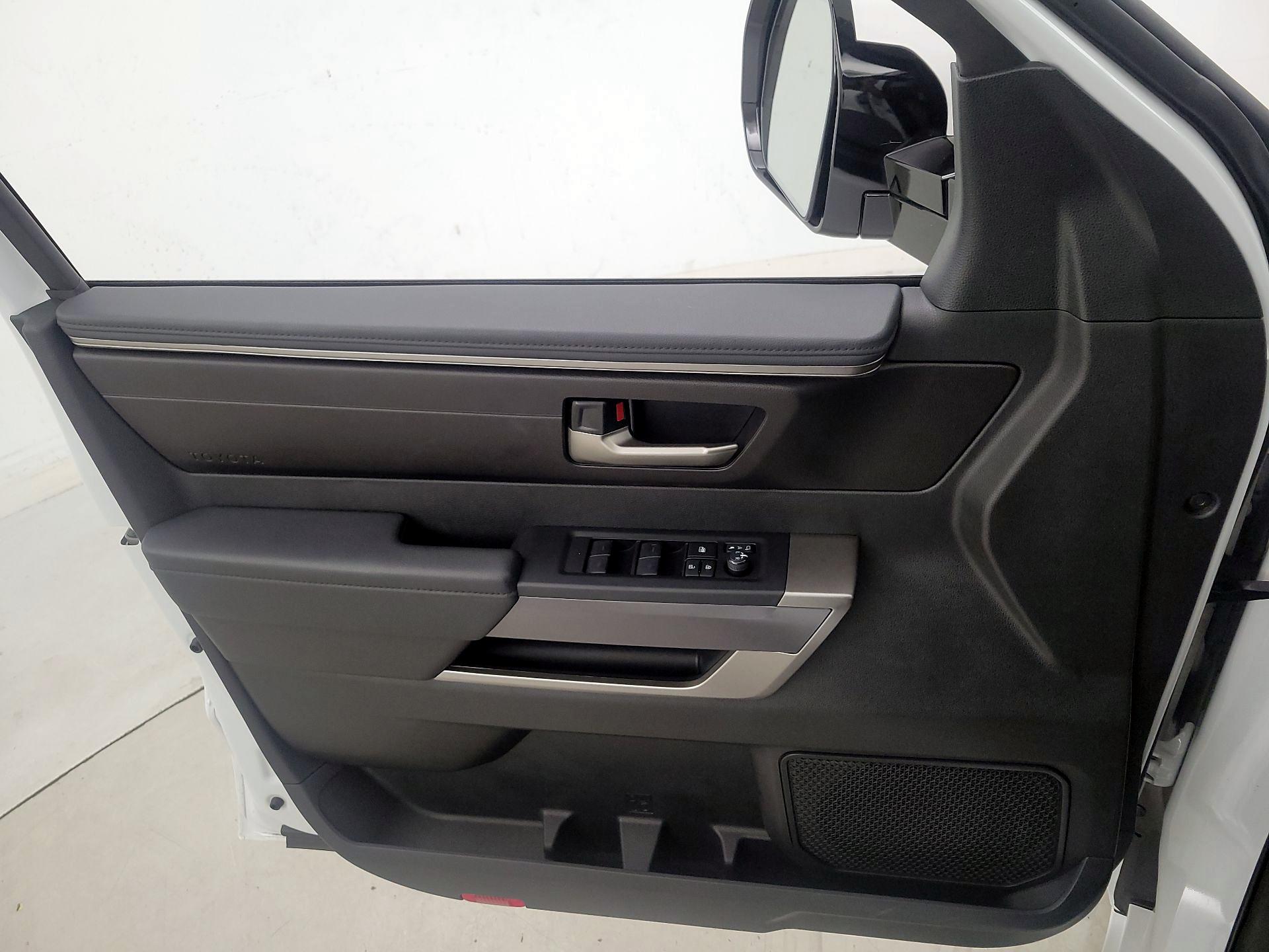 Thumbnail: 2023 Toyota Tundra - 12