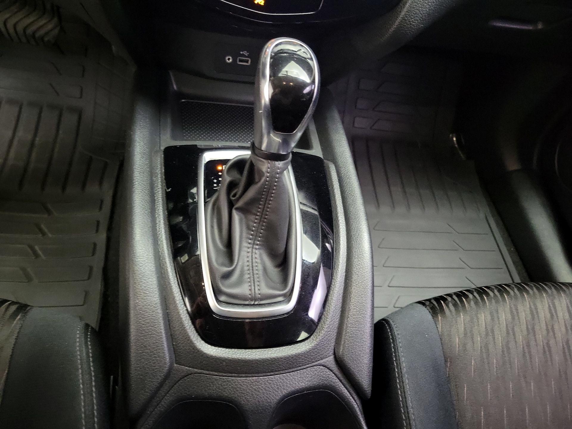Thumbnail: 2018 Nissan Rogue - 18