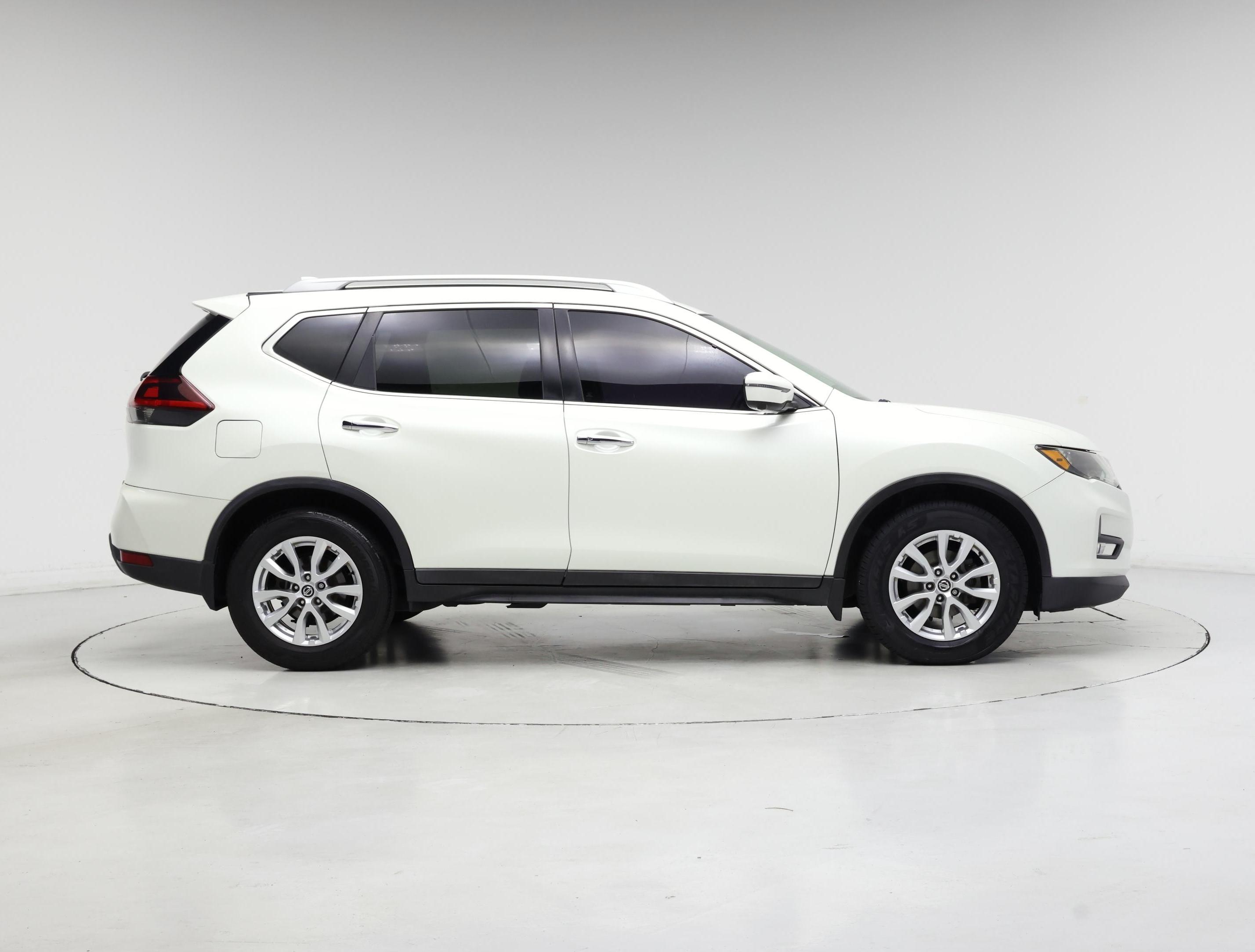 Thumbnail: 2018 Nissan Rogue - 7