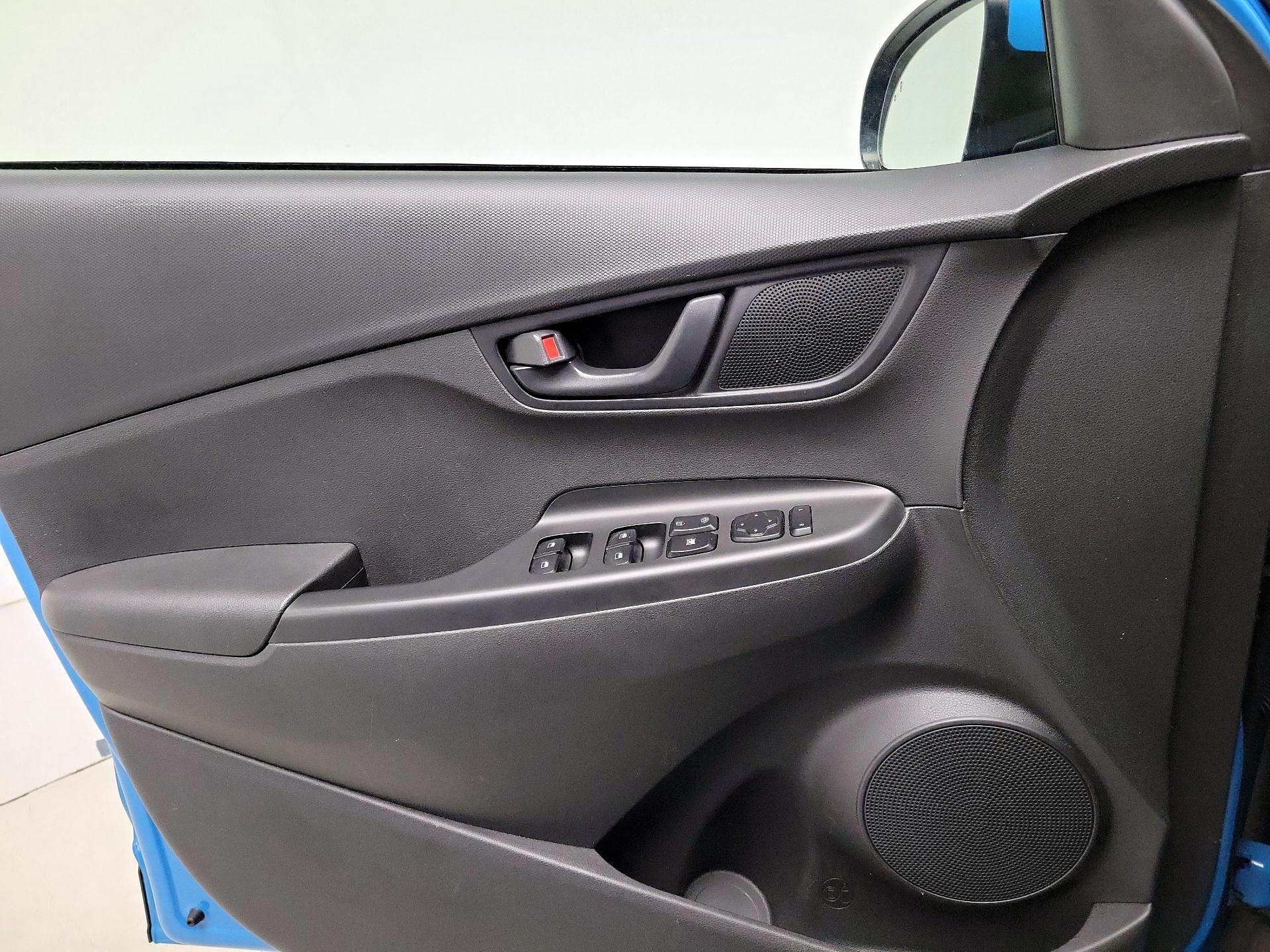 Thumbnail: 2022 Hyundai Kona - 12