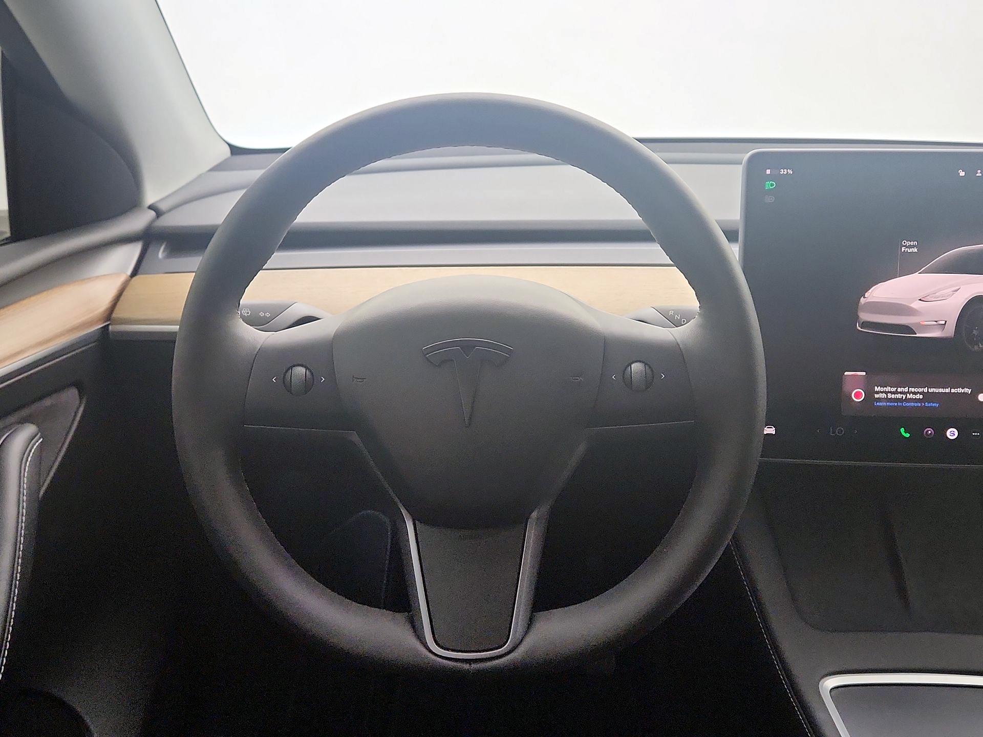 Thumbnail: 2023 Tesla Model Y - 10