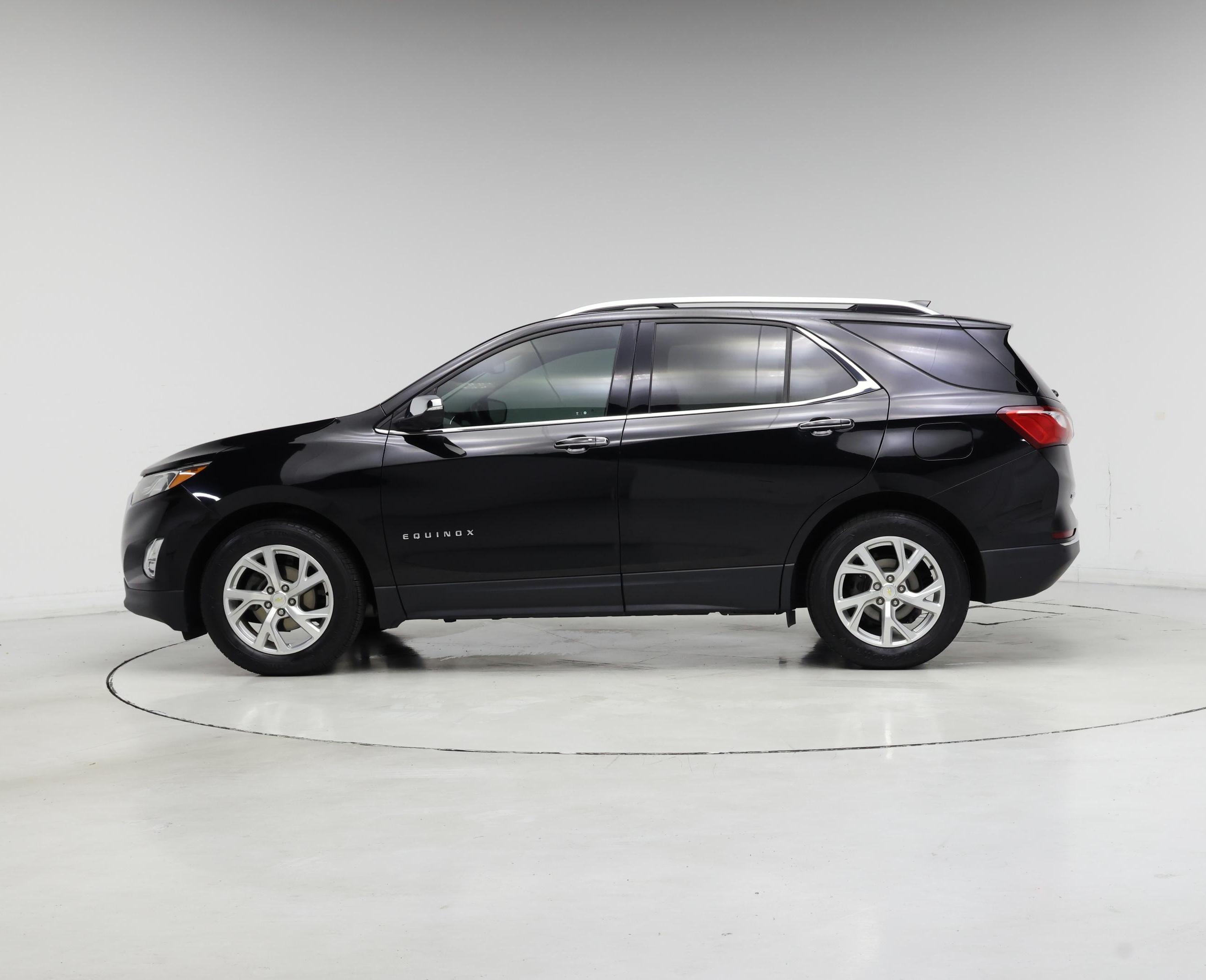 Thumbnail: 2020 Chevrolet Equinox - 3