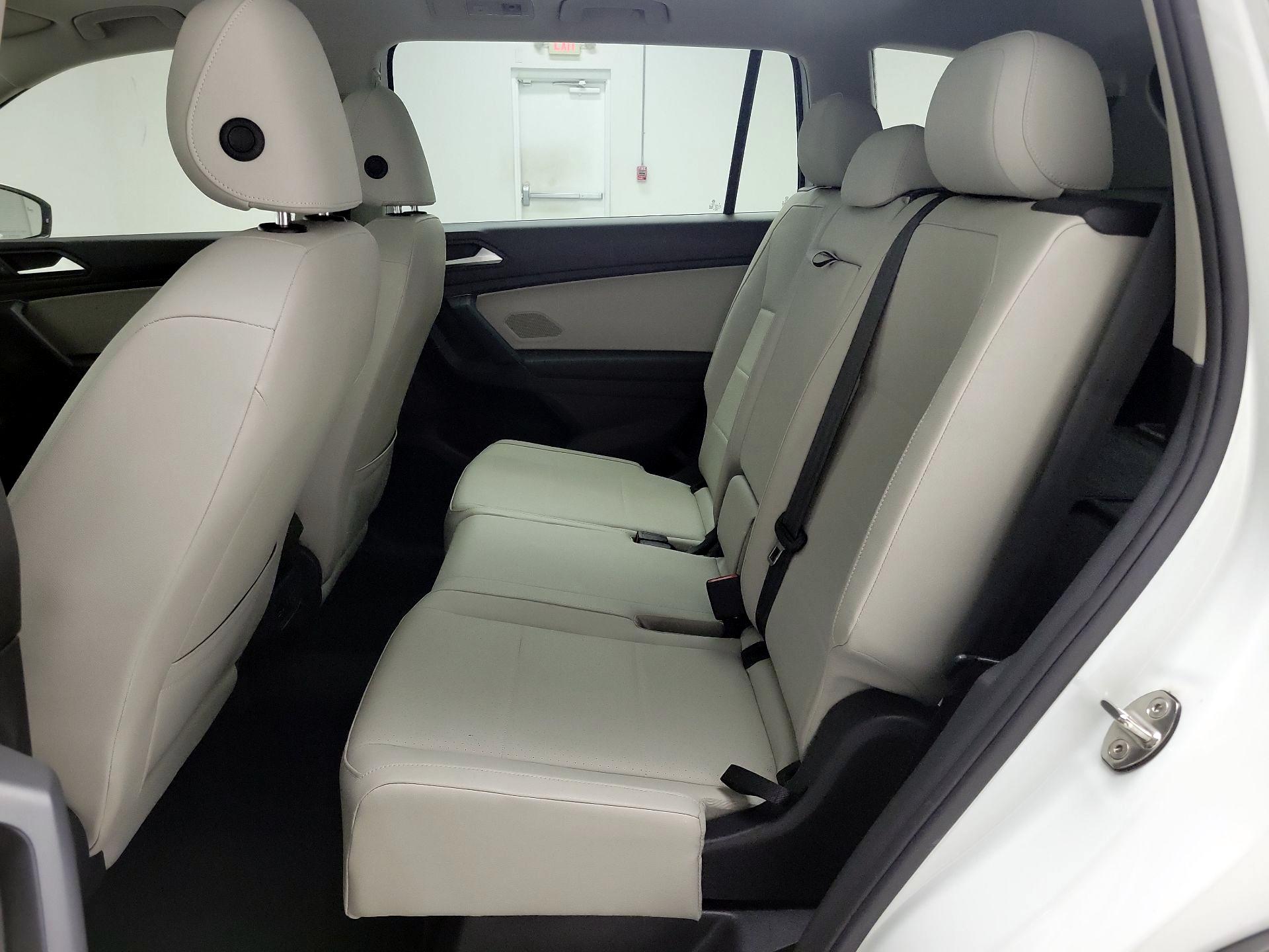 Thumbnail: 2019 Volkswagen Tiguan - 20