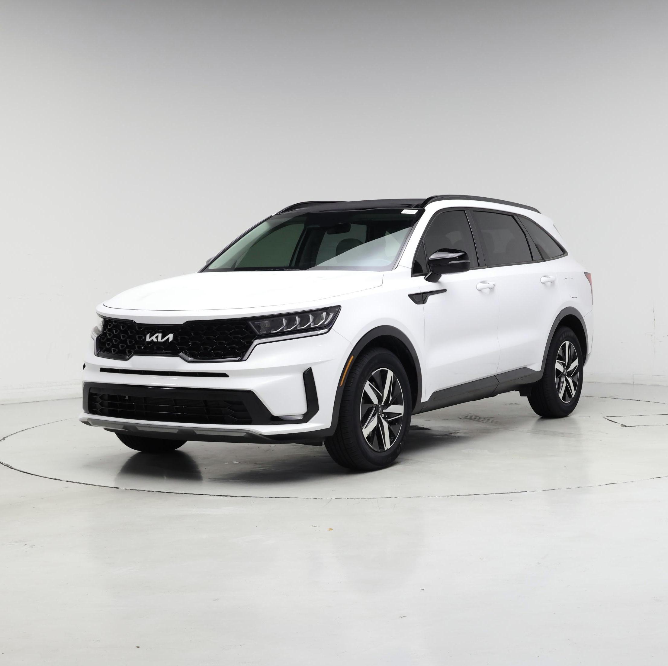 Thumbnail: 2022 Kia Sorento - 4