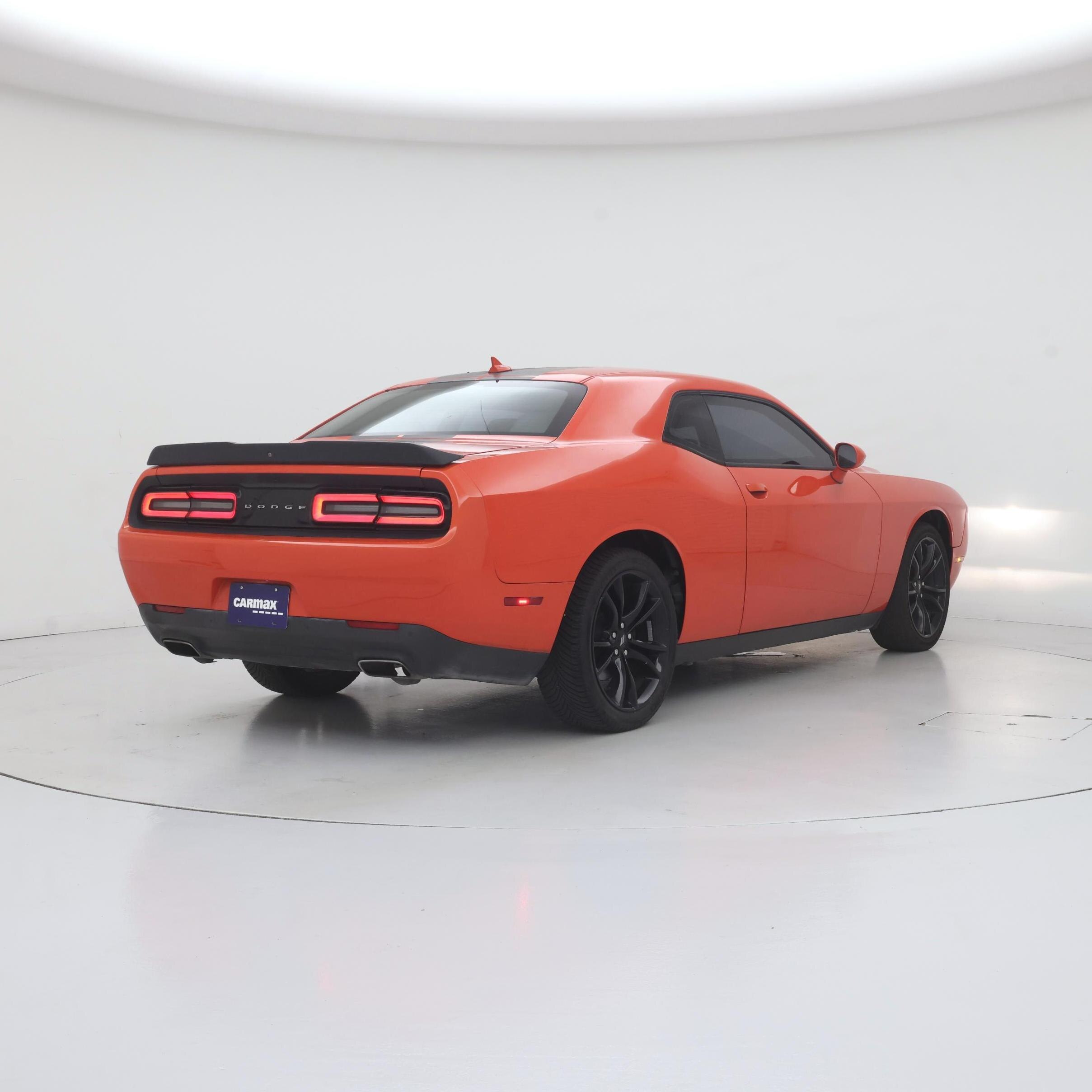 Thumbnail: 2018 Dodge Challenger - 8