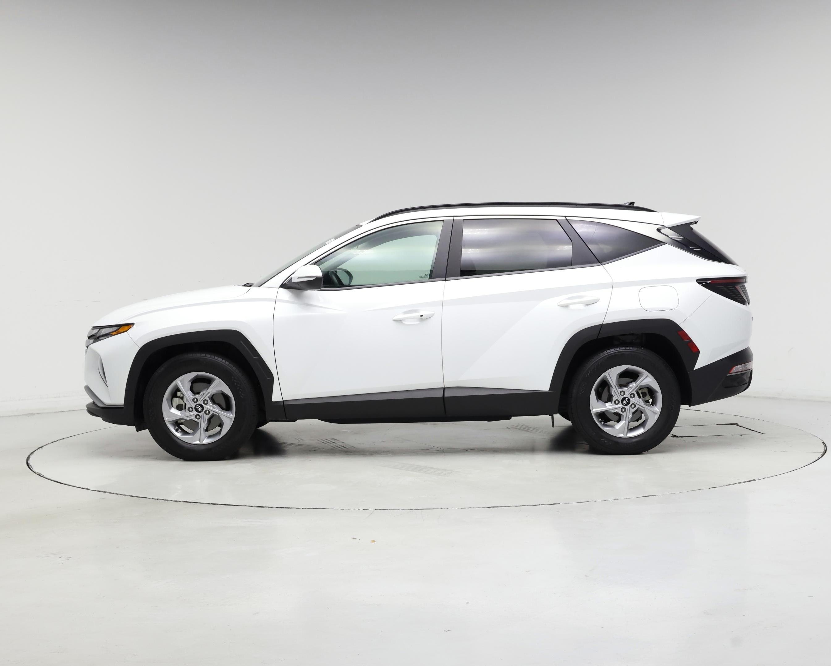 Thumbnail: 2022 Hyundai Tucson - 3