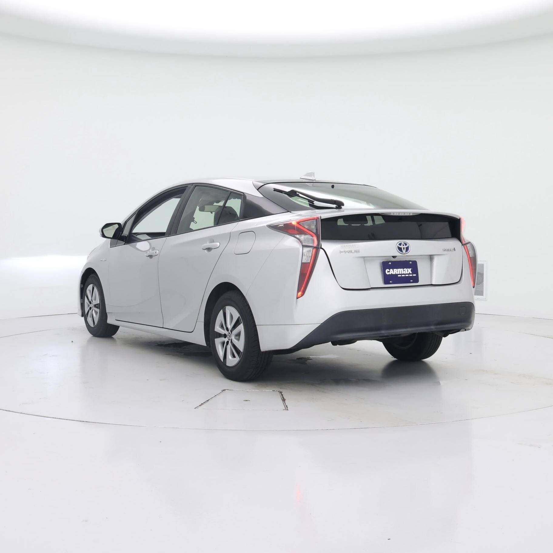 Thumbnail: 2017 Toyota Prius - 2