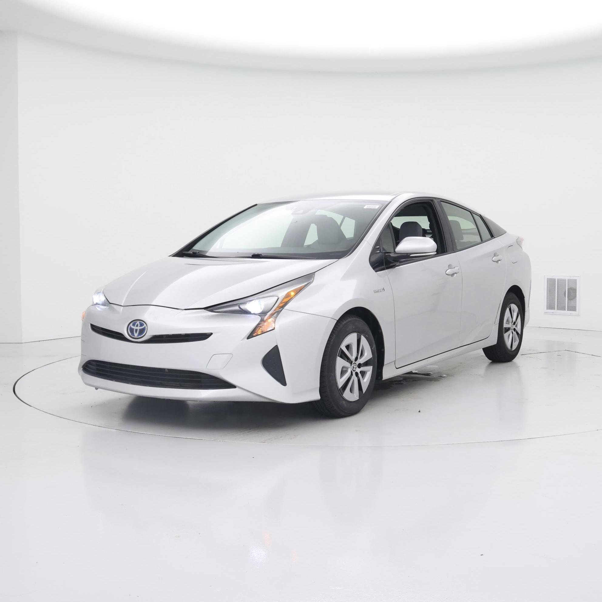 Thumbnail: 2017 Toyota Prius - 4