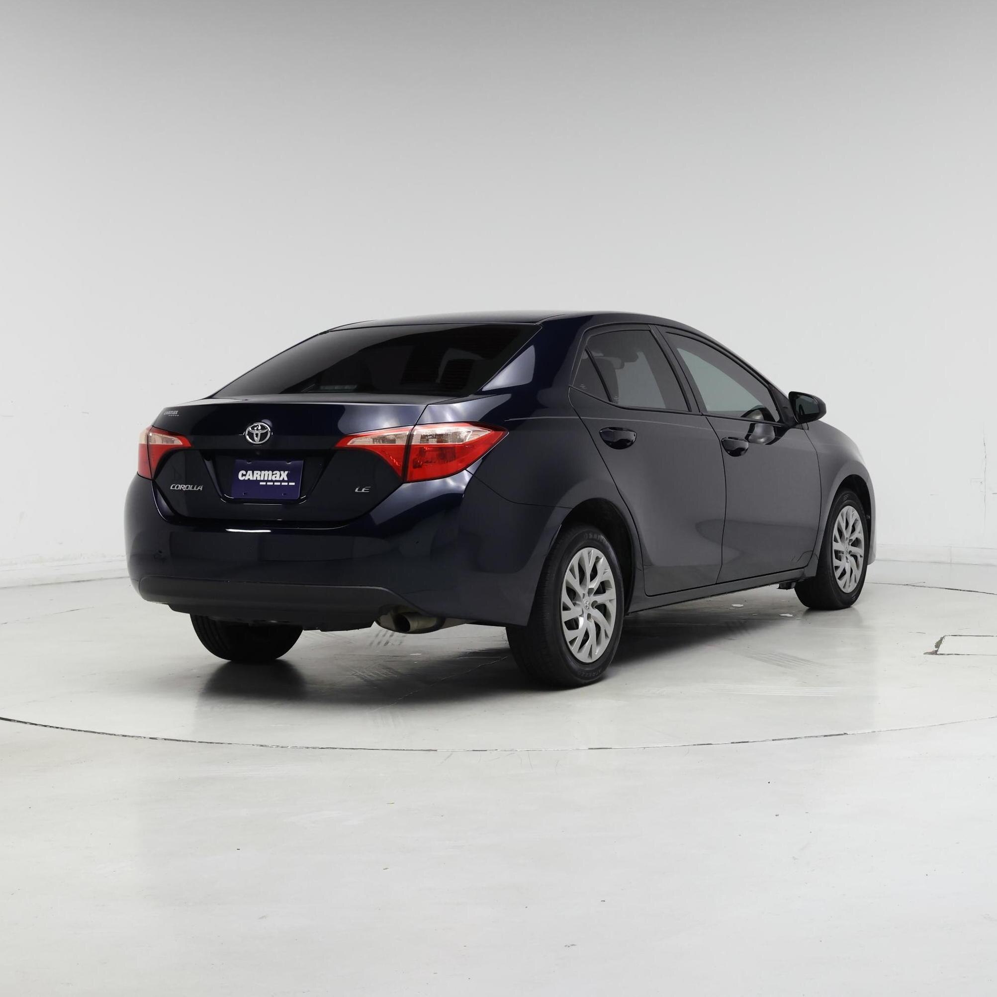 Thumbnail: 2018 Toyota Corolla - 8