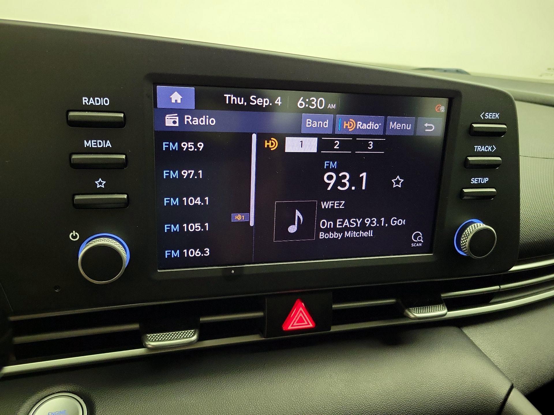Thumbnail: 2021 Hyundai Elantra - 16