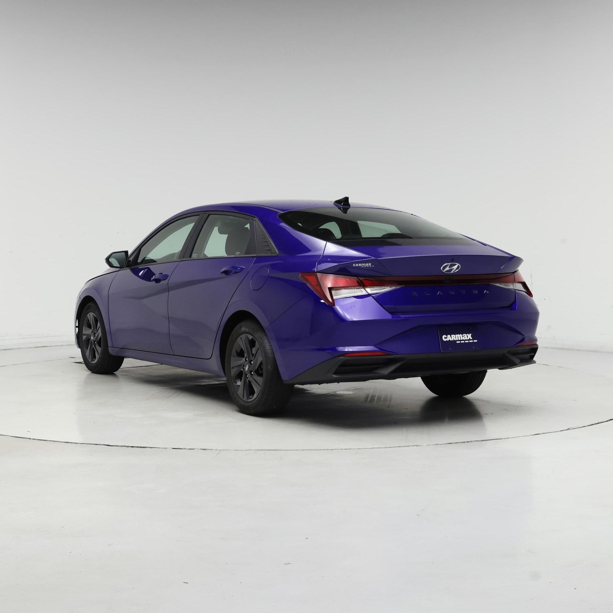 Thumbnail: 2021 Hyundai Elantra - 2