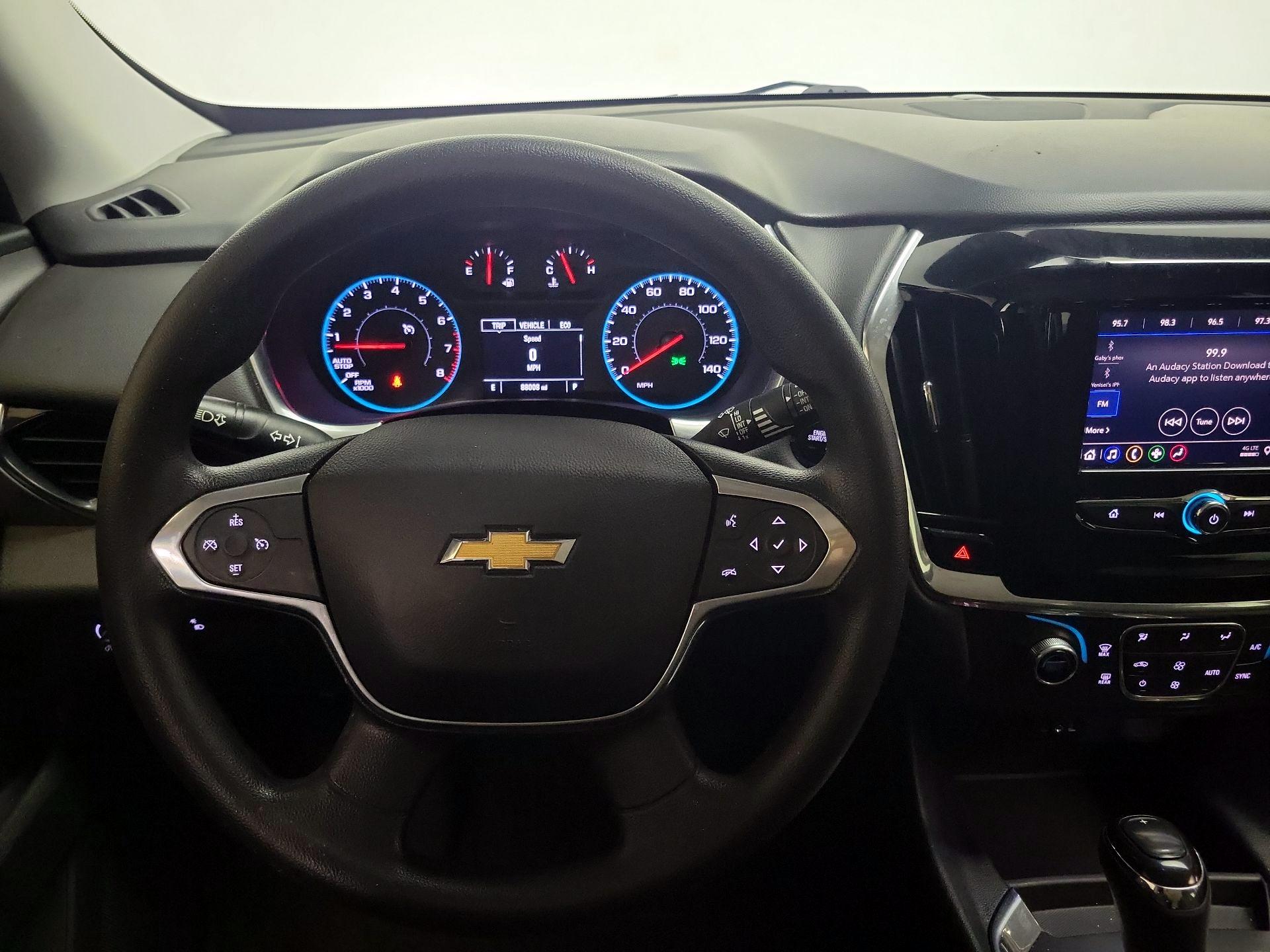 Thumbnail: 2020 Chevrolet Traverse - 10