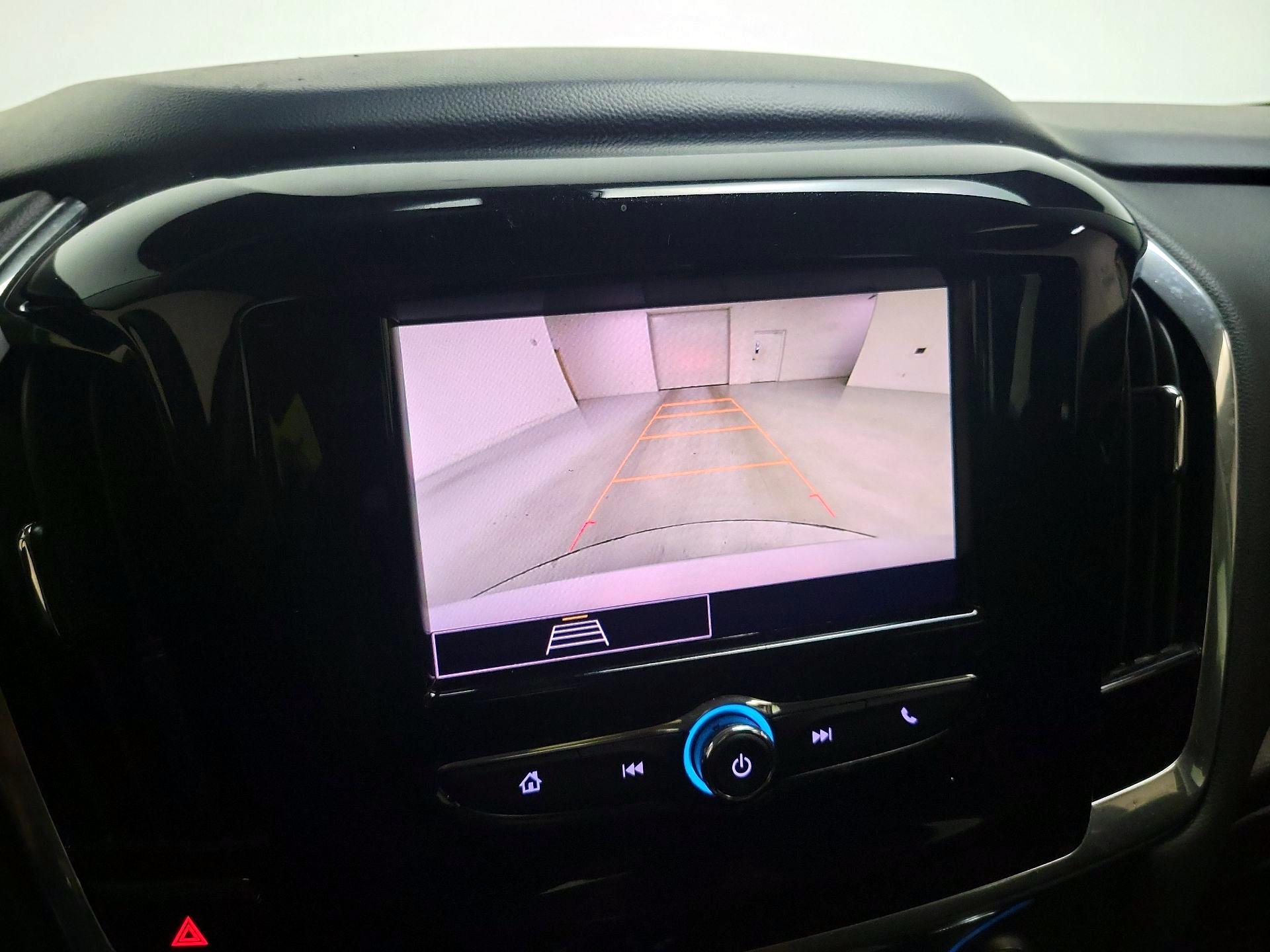 Thumbnail: 2020 Chevrolet Traverse - 14