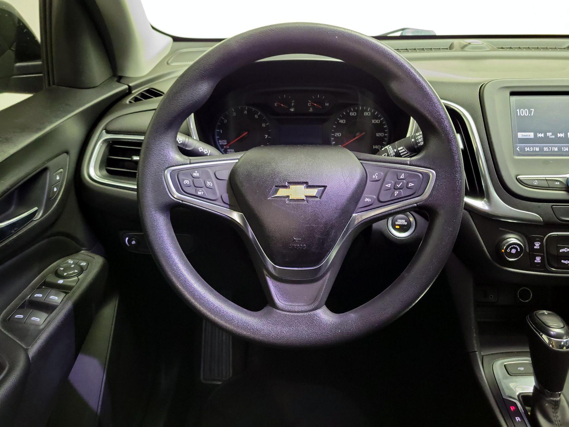 Thumbnail: 2018 Chevrolet Equinox - 10