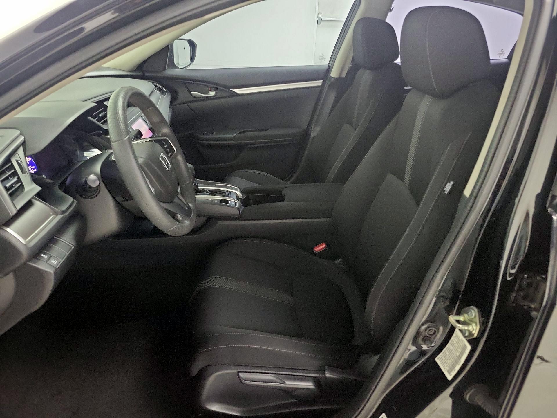Thumbnail: 2016 Honda Civic - 11