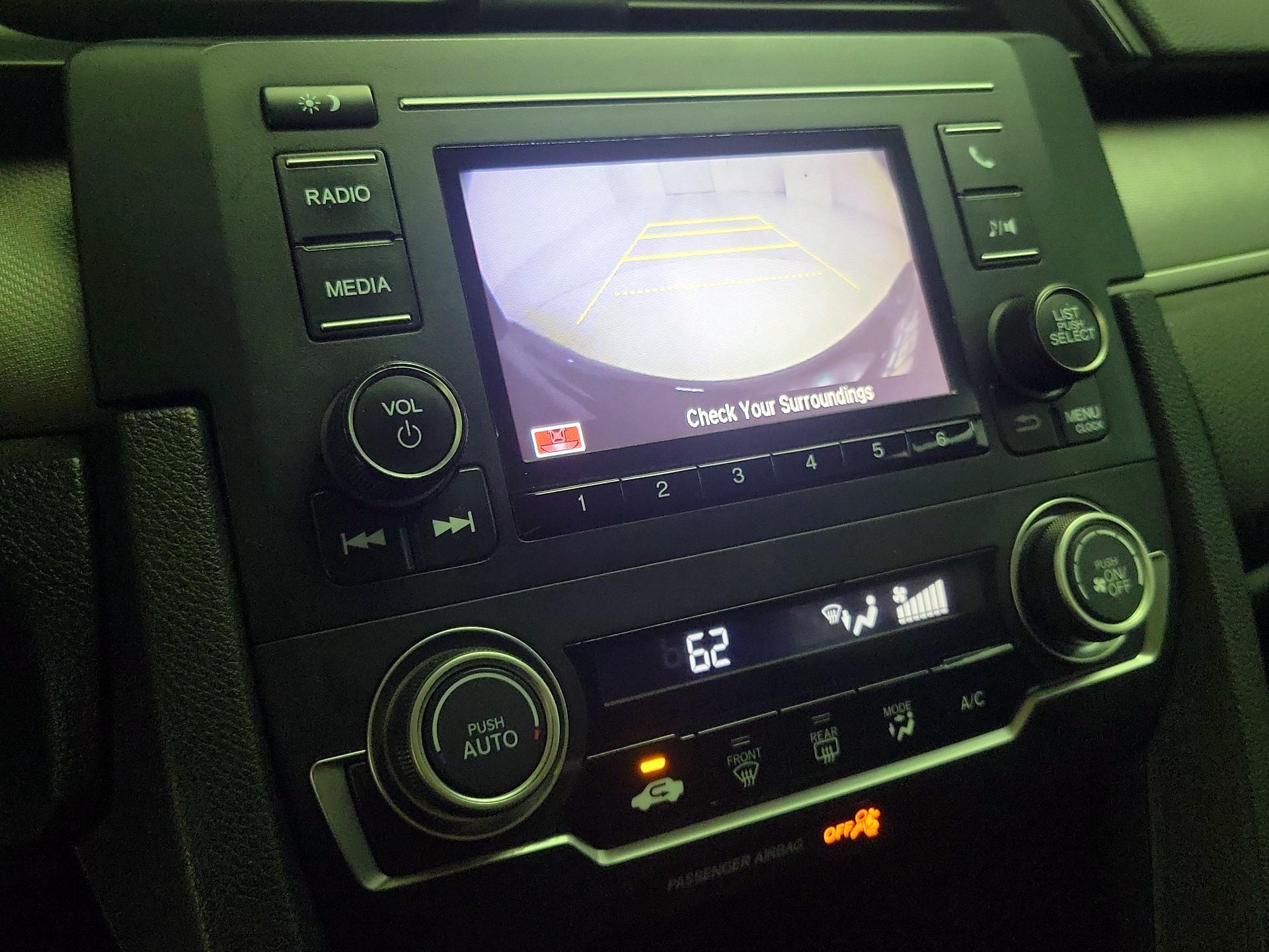 Thumbnail: 2016 Honda Civic - 14