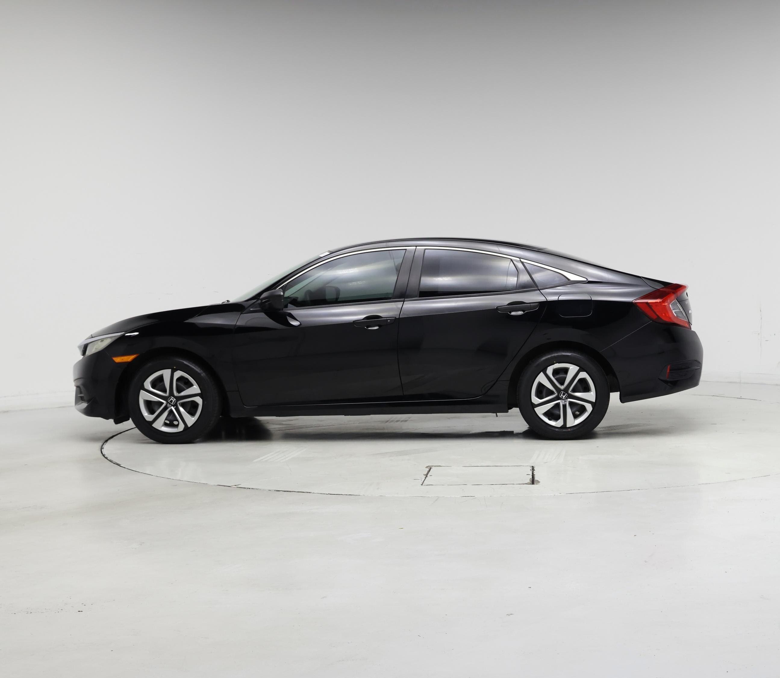 Thumbnail: 2016 Honda Civic - 3