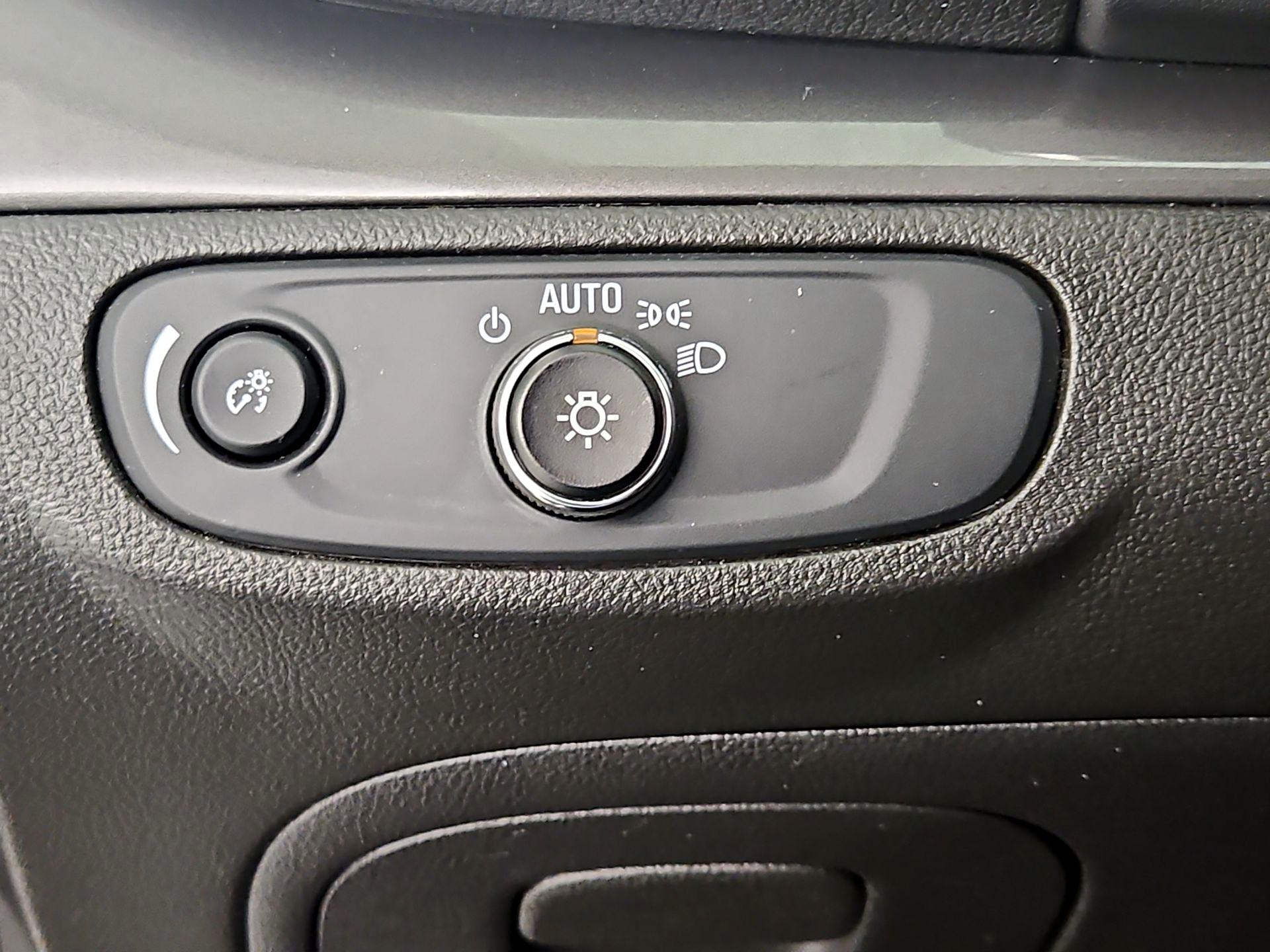 Thumbnail: 2017 Buick Encore - 13