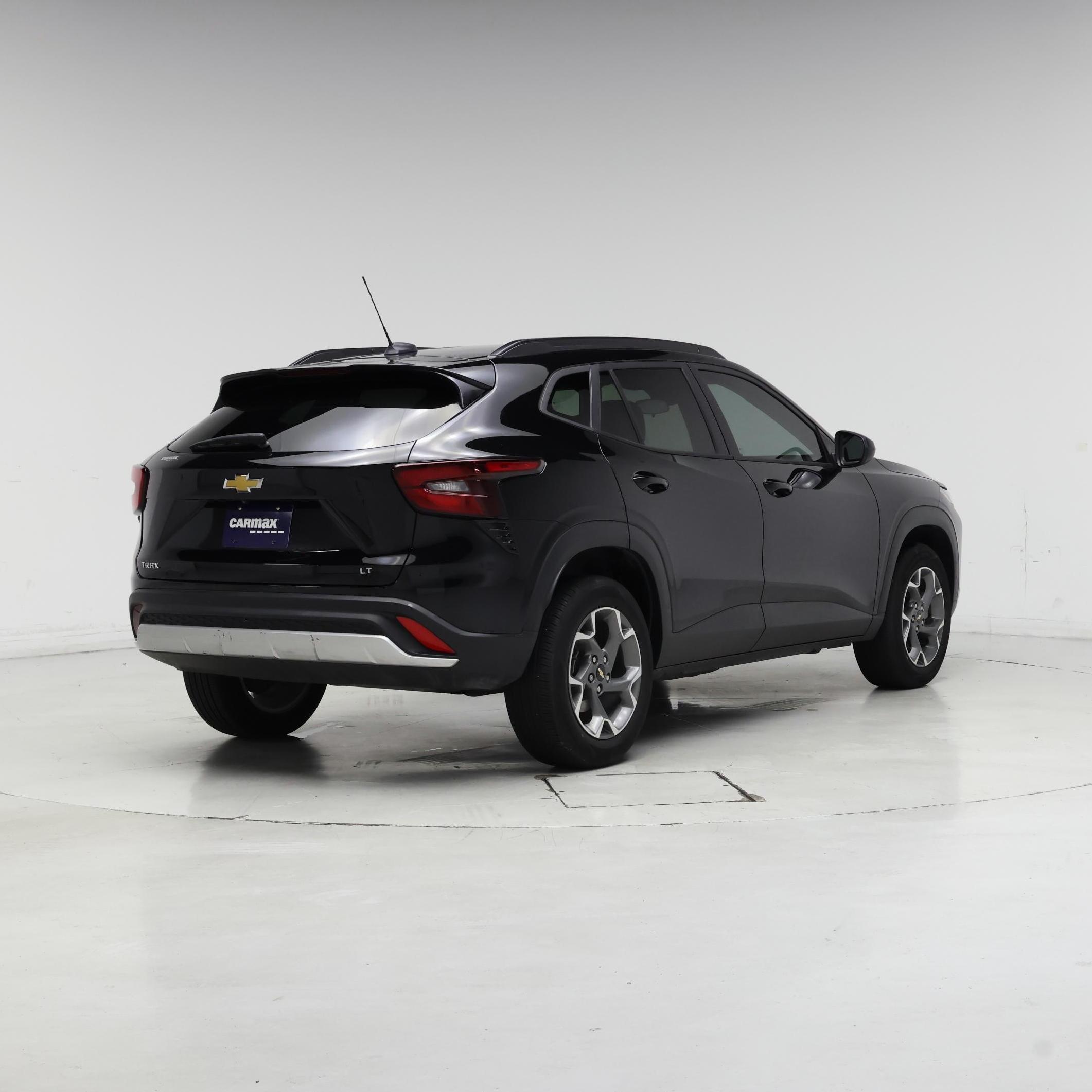 Thumbnail: 2024 Chevrolet Trax - 8