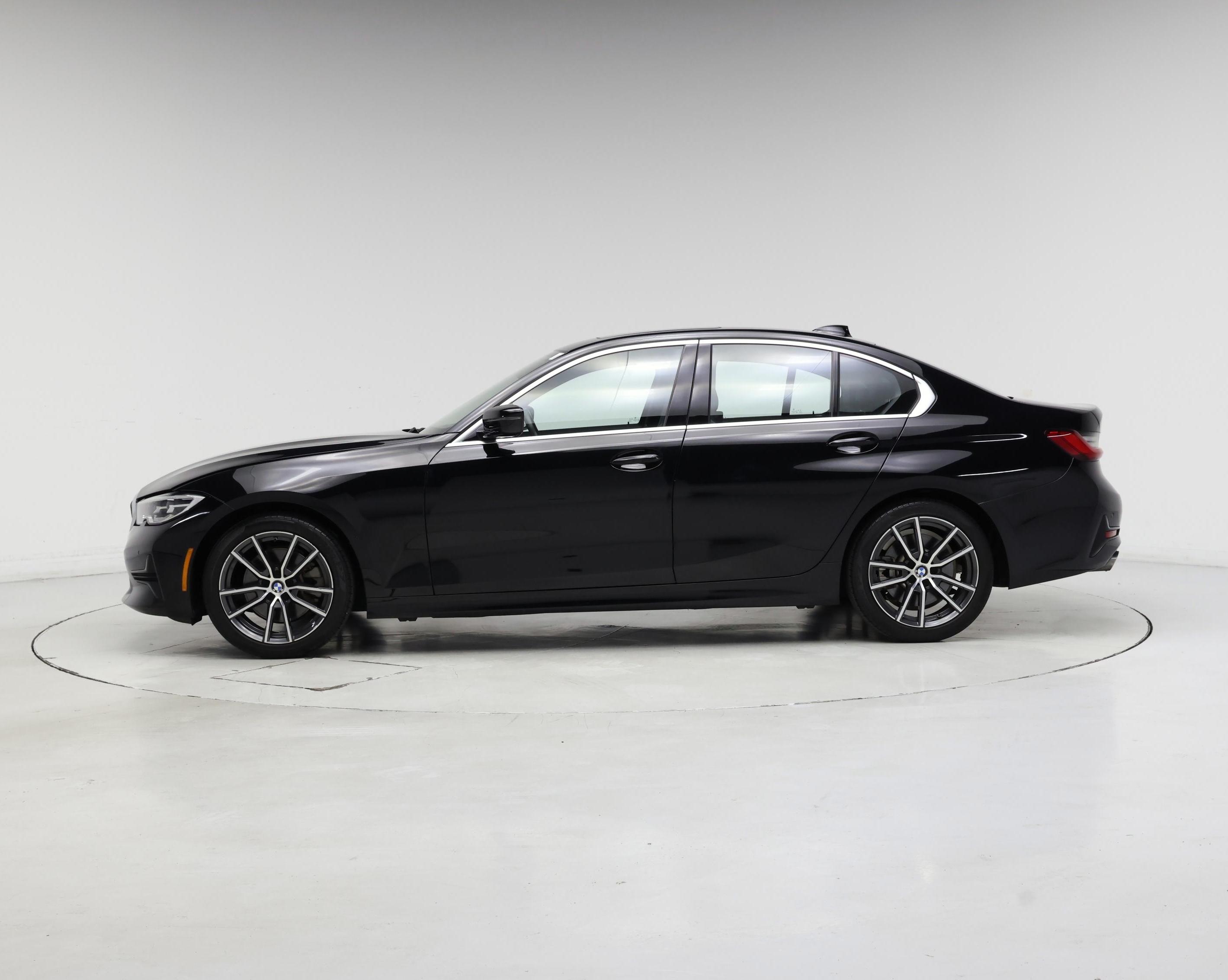Thumbnail: 2019 BMW 3 Series - 3