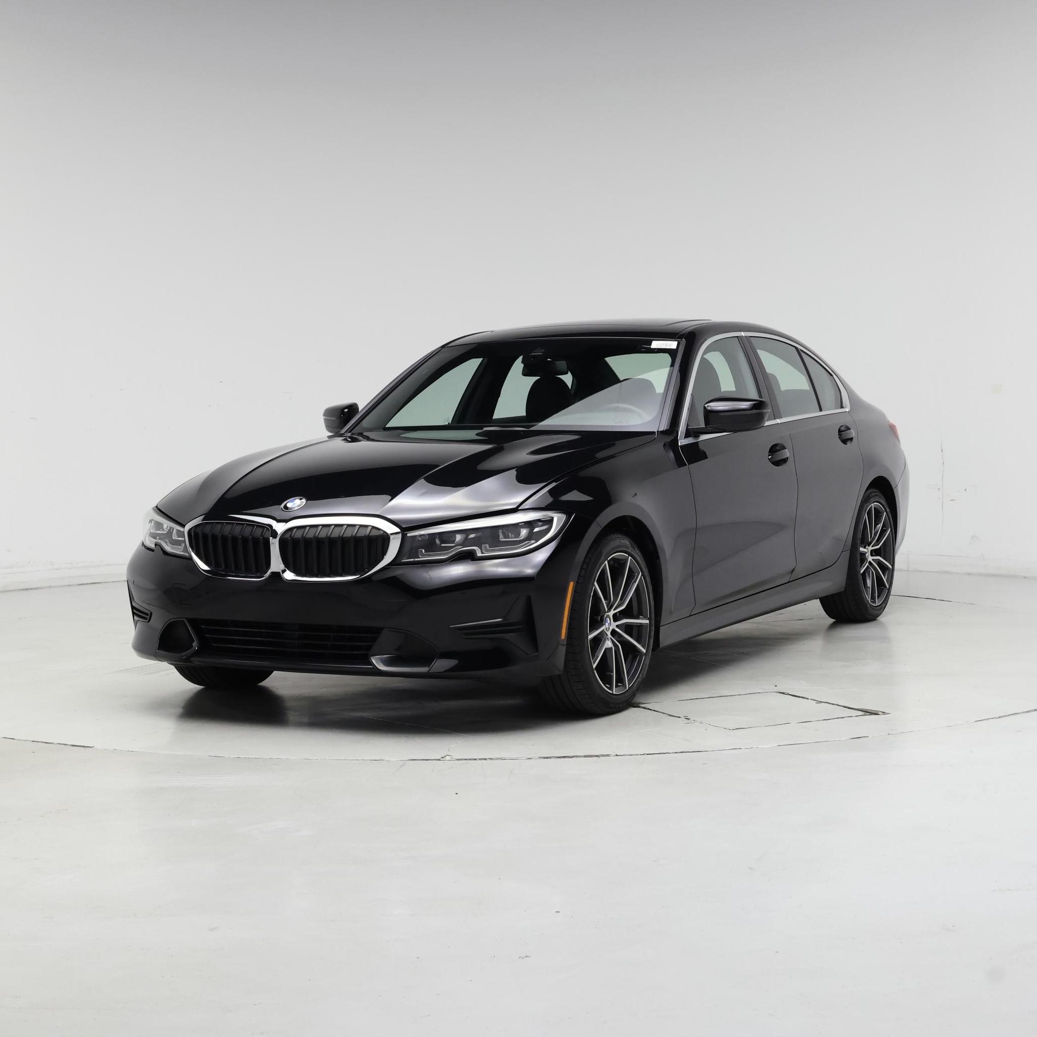 Thumbnail: 2019 BMW 3 Series - 4