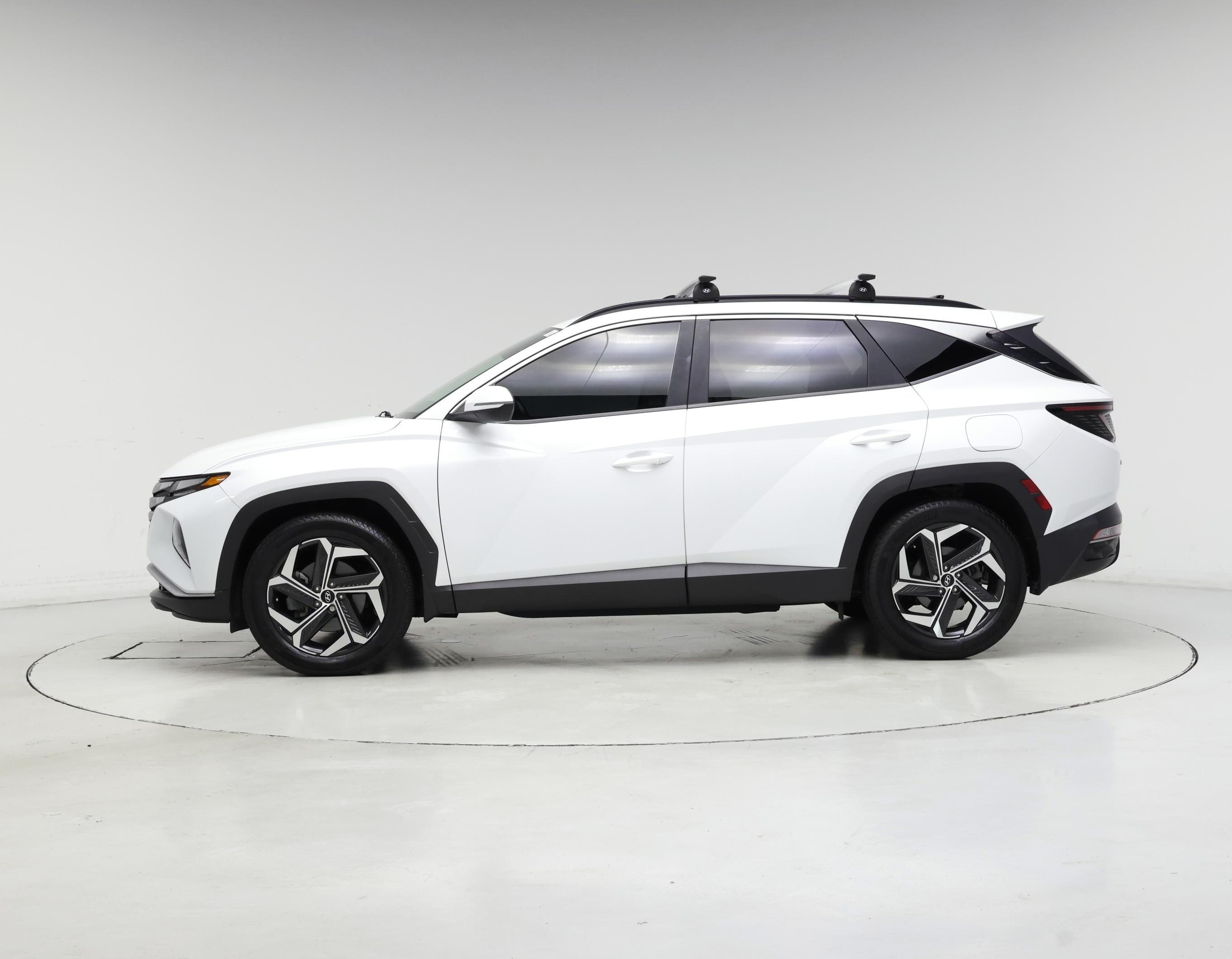 Thumbnail: 2022 Hyundai Tucson - 3