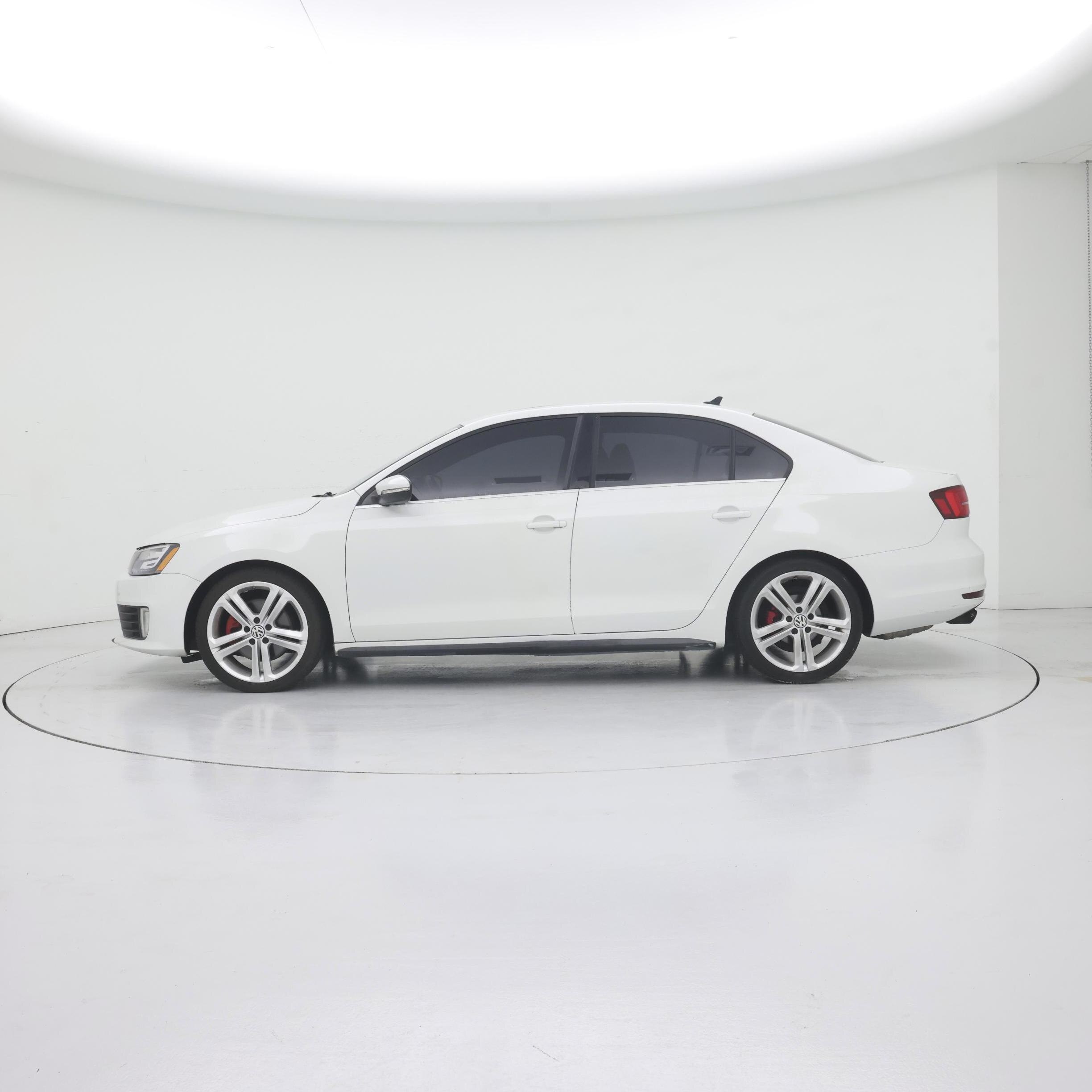 Thumbnail: 2015 Volkswagen Jetta - 3