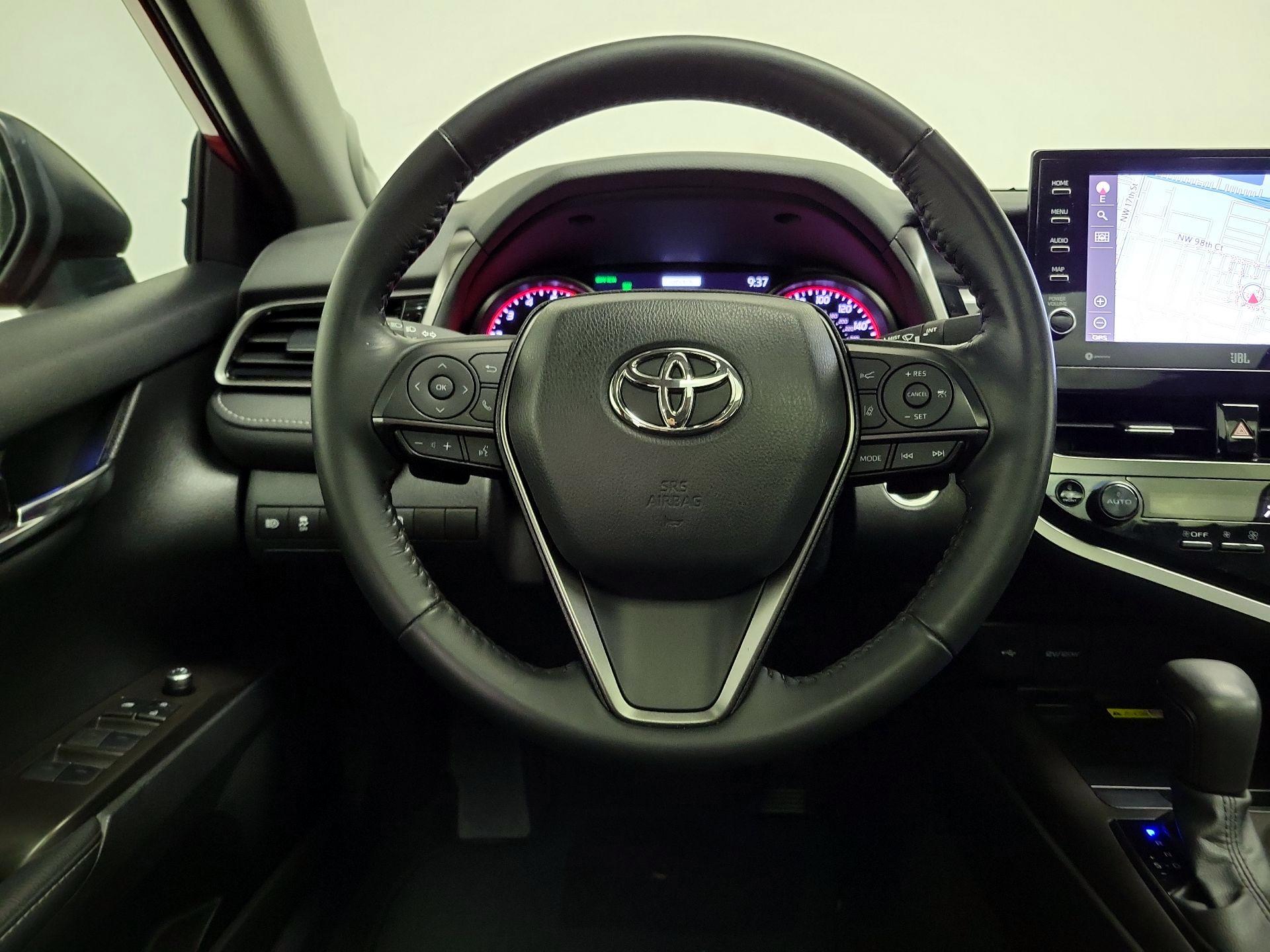 Thumbnail: 2023 Toyota Camry - 10