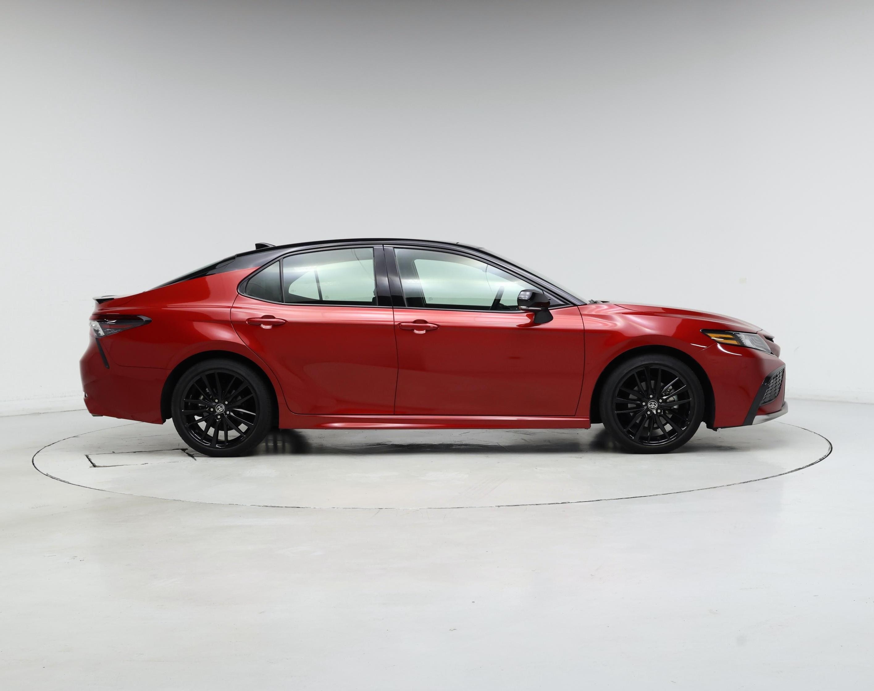 Thumbnail: 2023 Toyota Camry - 7