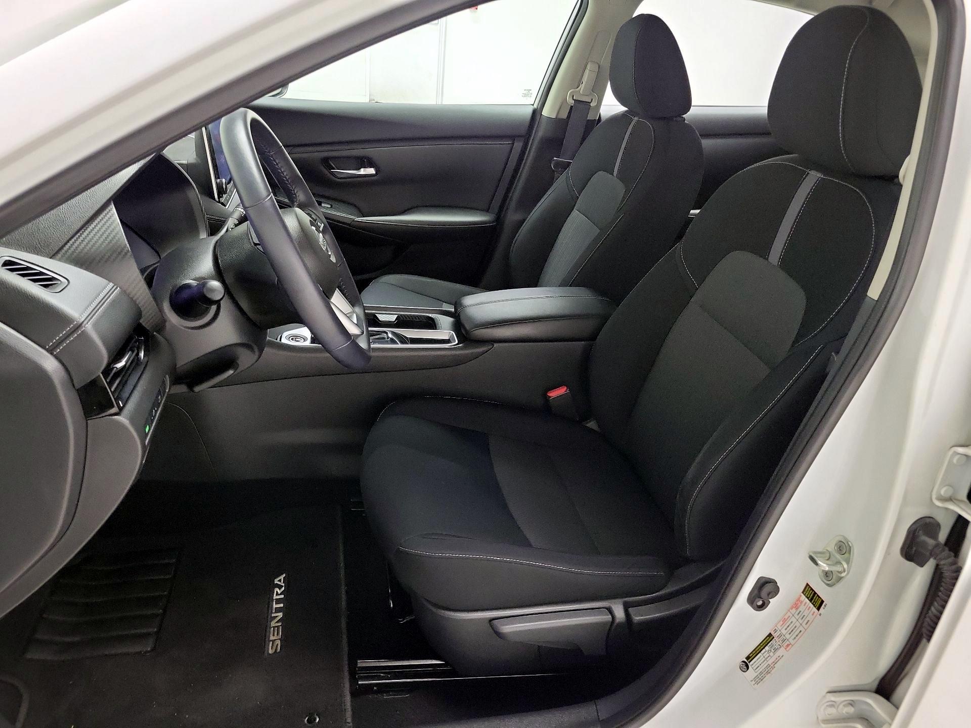 Thumbnail: 2021 Nissan Sentra - 11