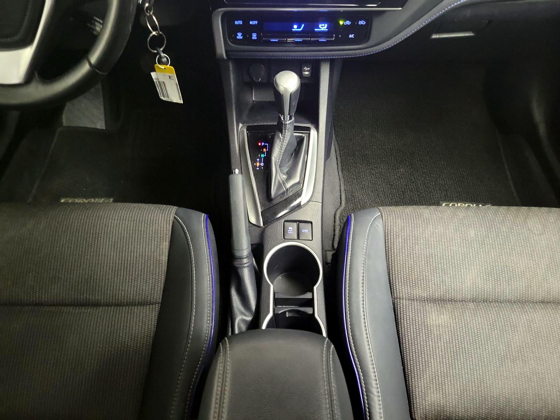 Thumbnail: 2019 Toyota Corolla - 17