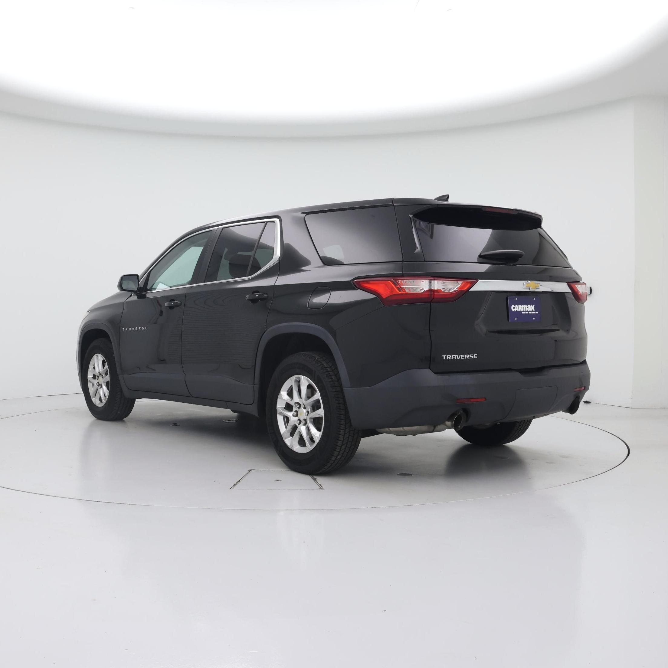Thumbnail: 2019 Chevrolet Traverse - 2