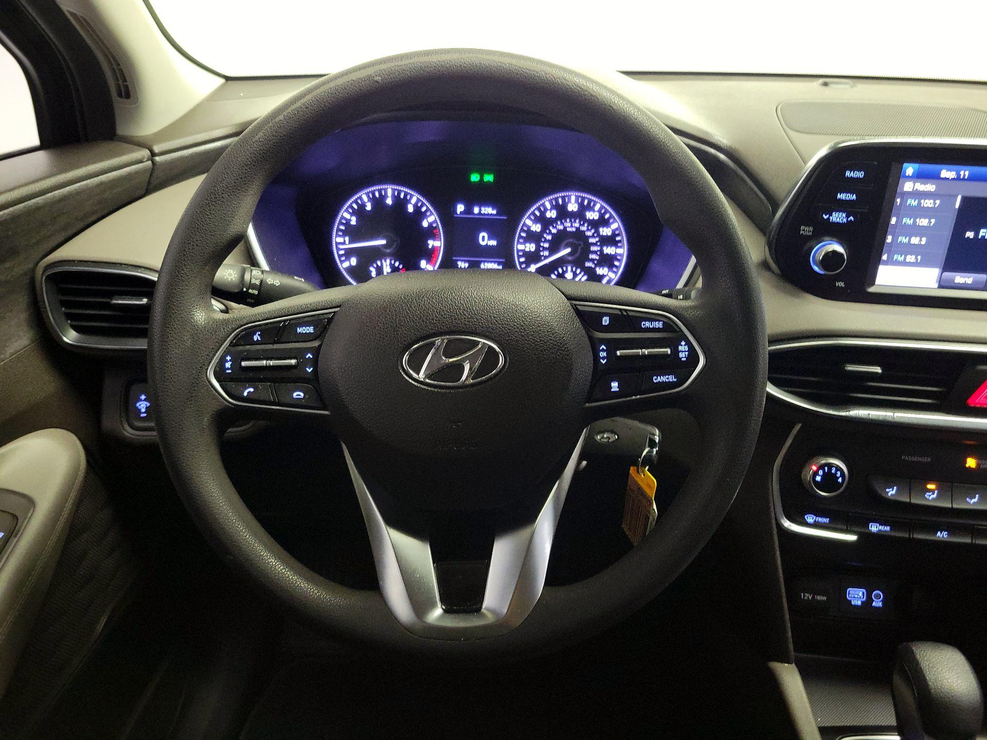 Thumbnail: 2019 Hyundai Santa Fe - 10