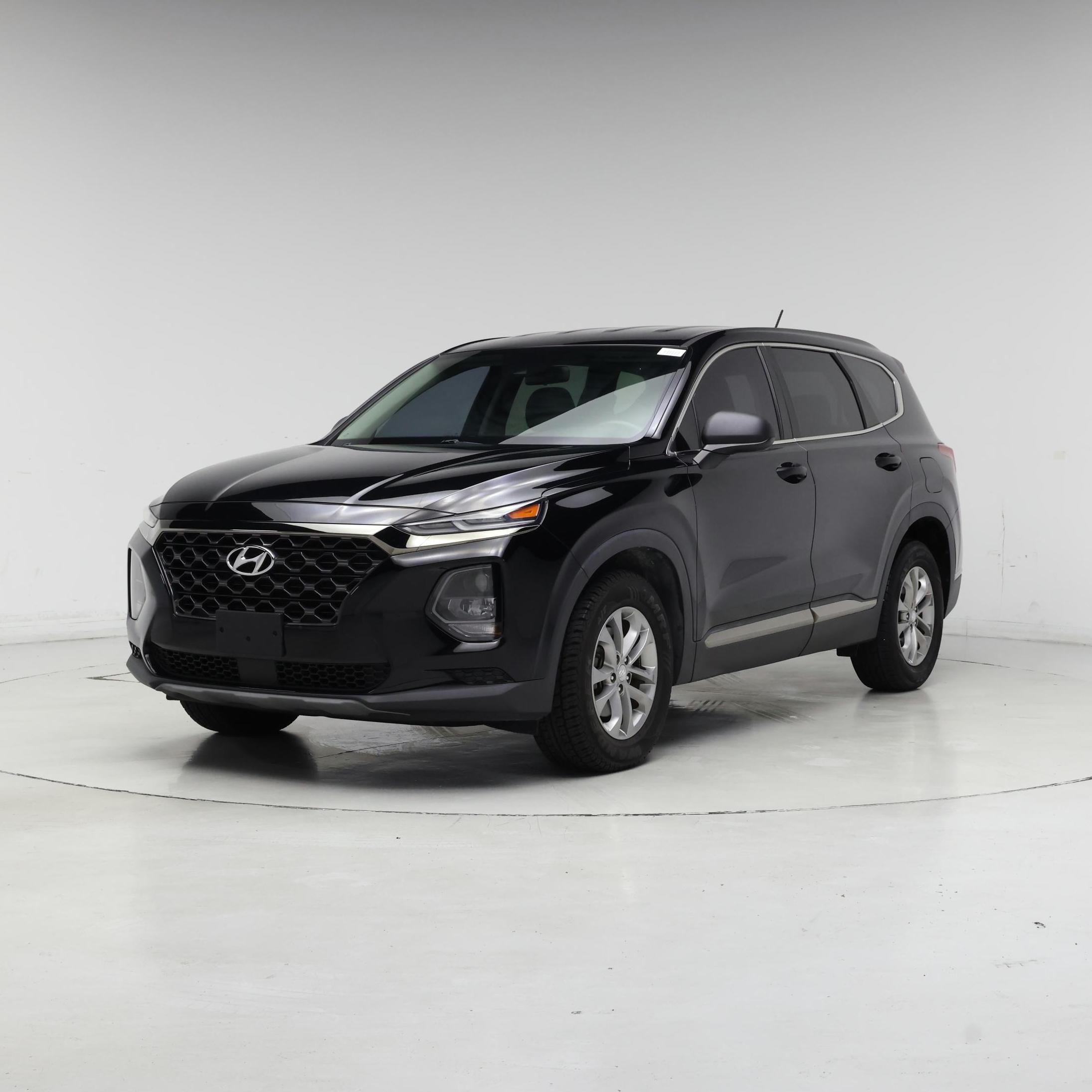 Thumbnail: 2019 Hyundai Santa Fe - 4