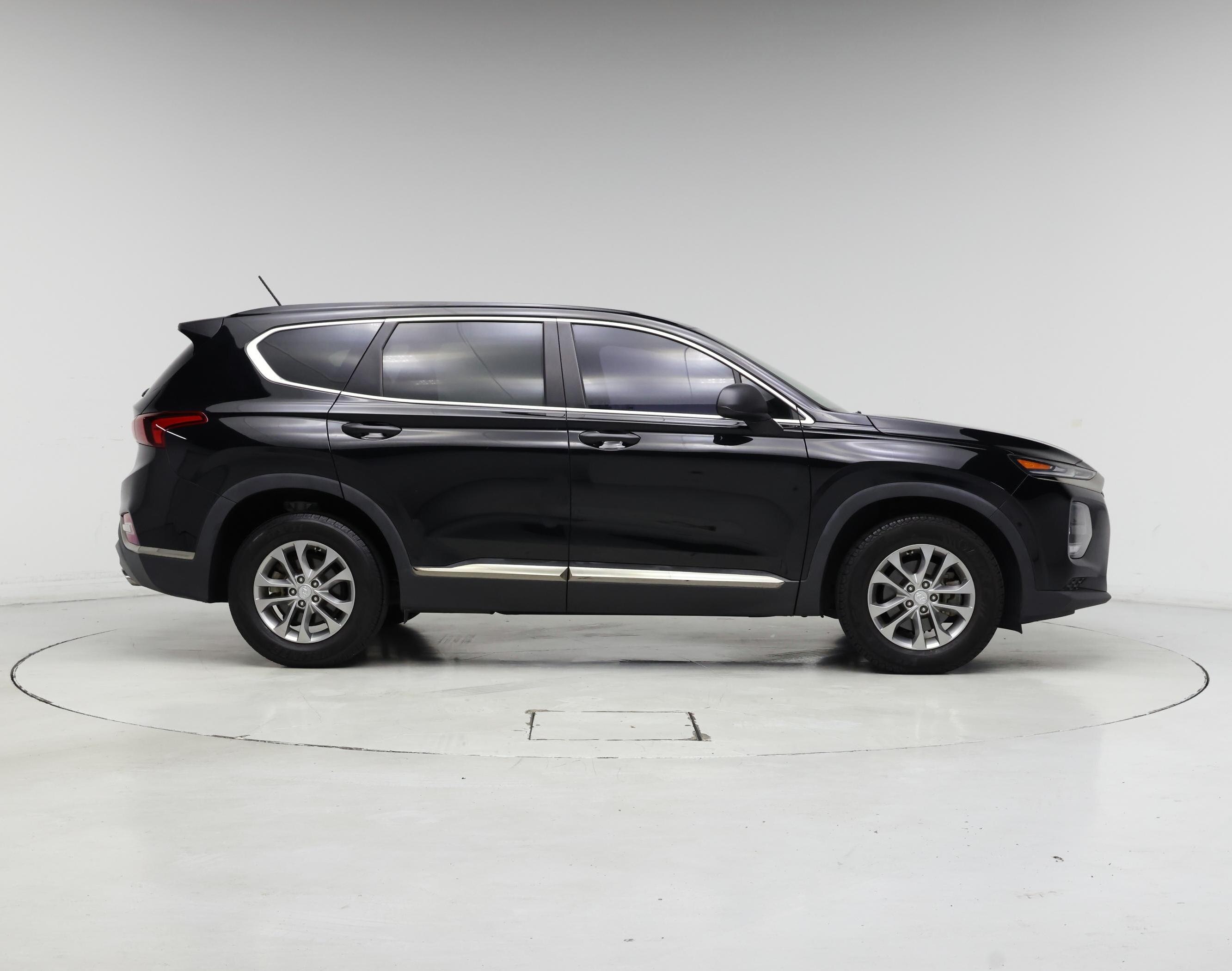 Thumbnail: 2019 Hyundai Santa Fe - 7