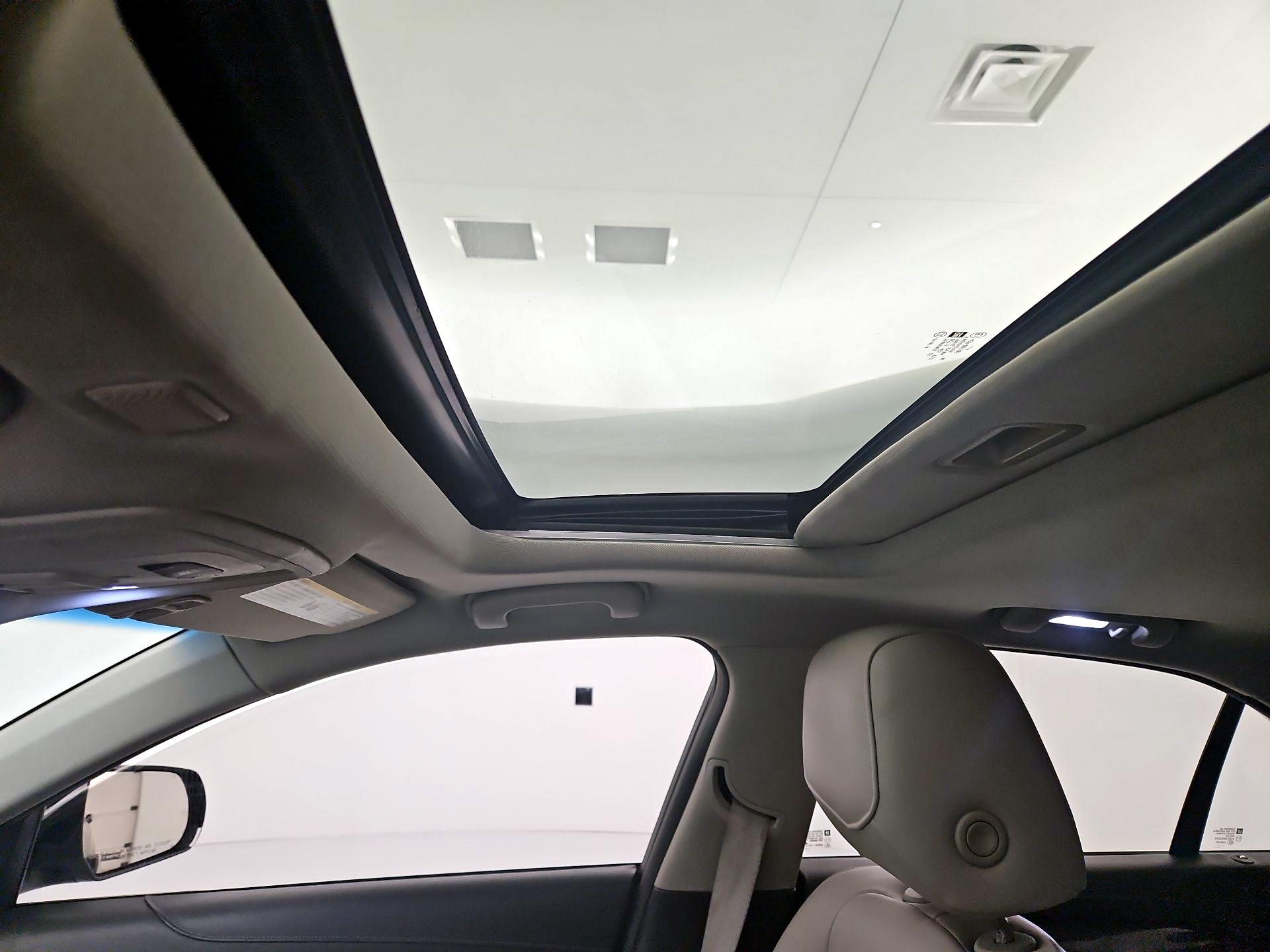 Thumbnail: 2015 Cadillac ATS - 20