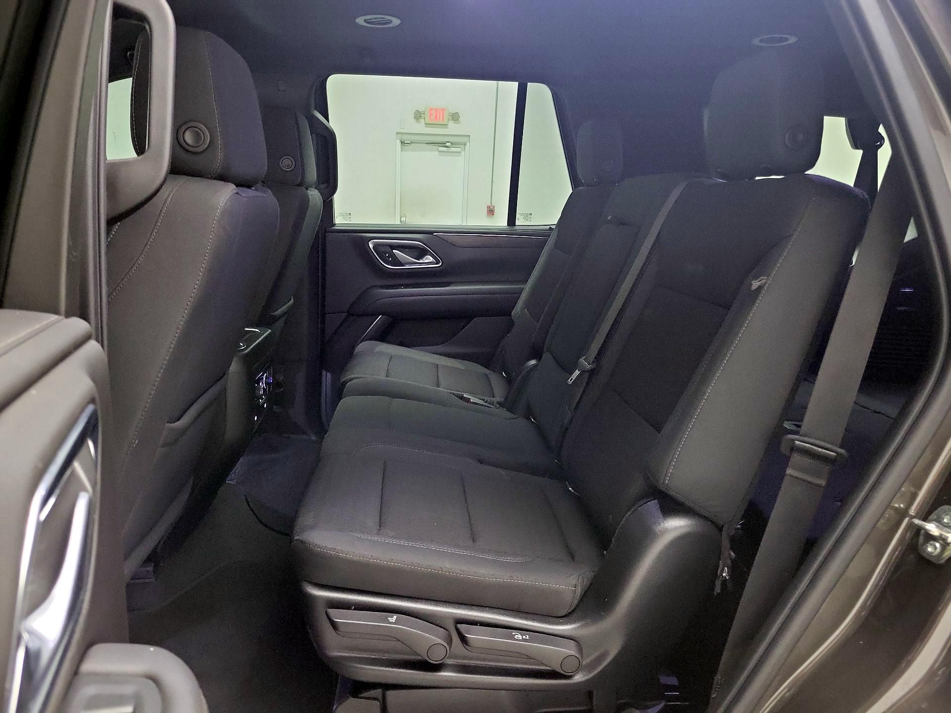 Thumbnail: 2021 Chevrolet Tahoe - 19