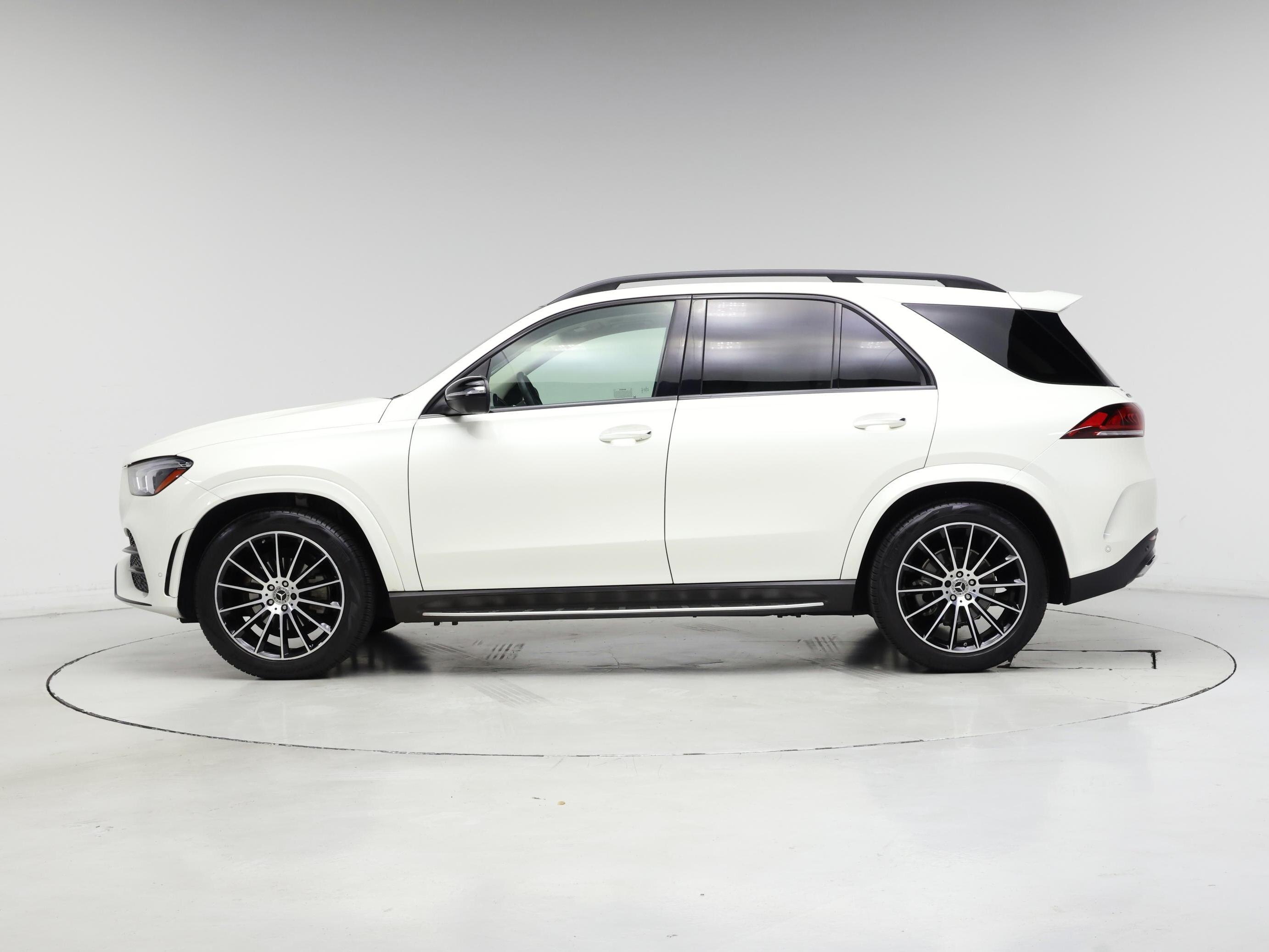 Thumbnail: 2022 Mercedes-Benz GLE - 3