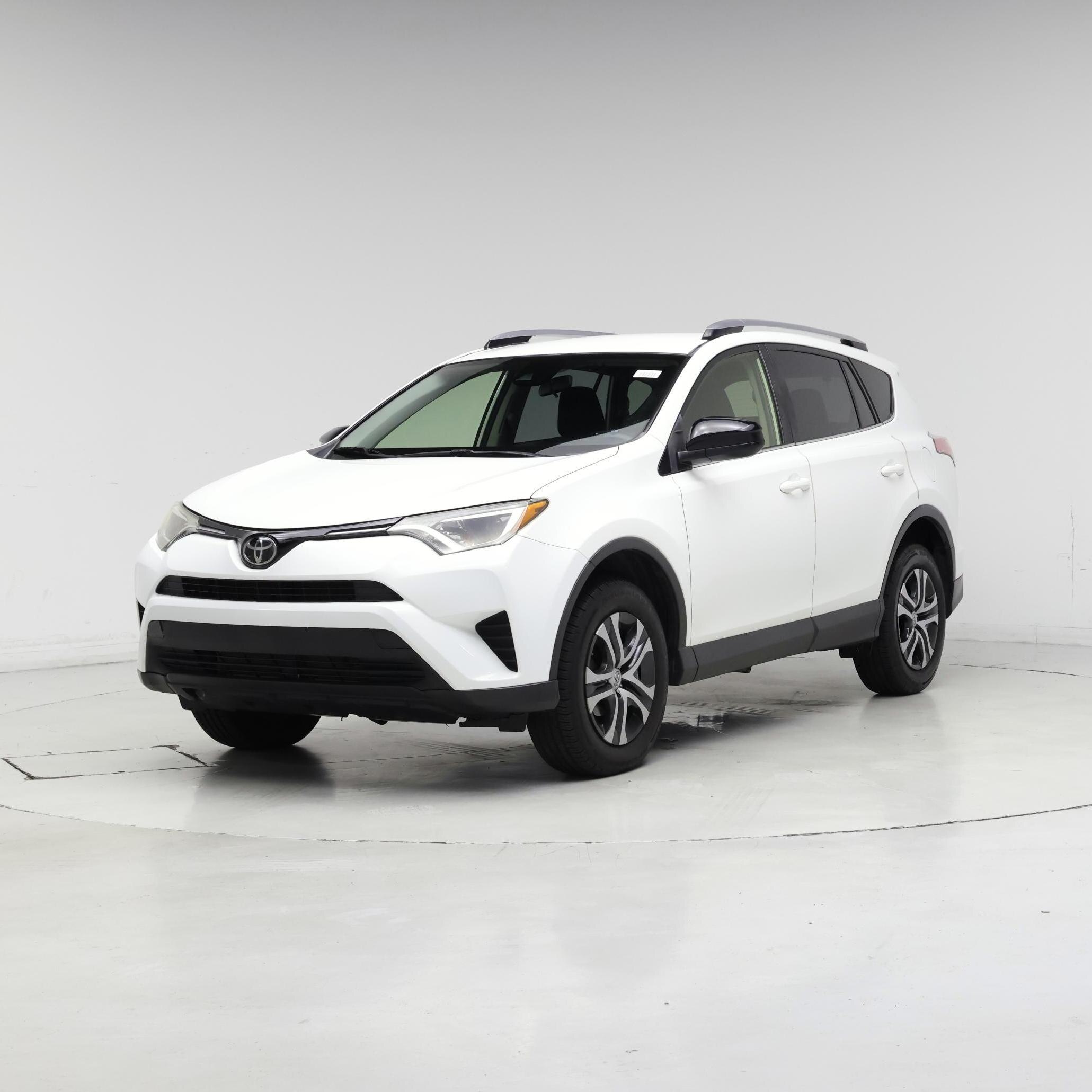 Thumbnail: 2018 Toyota RAV4 - 4