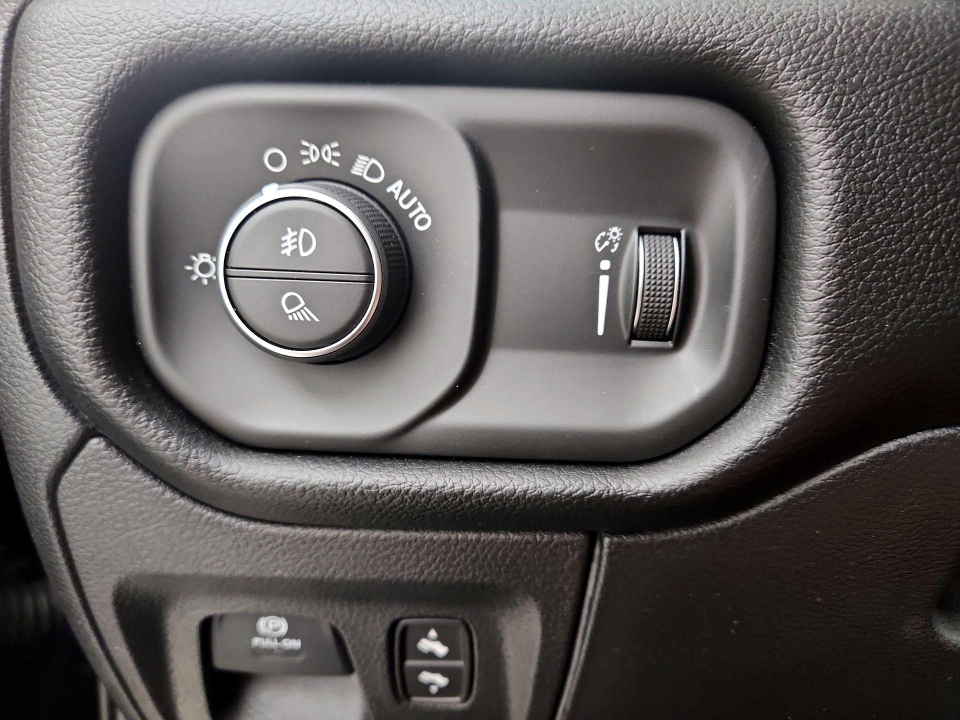 Thumbnail: 2020 RAM 1500 - 13